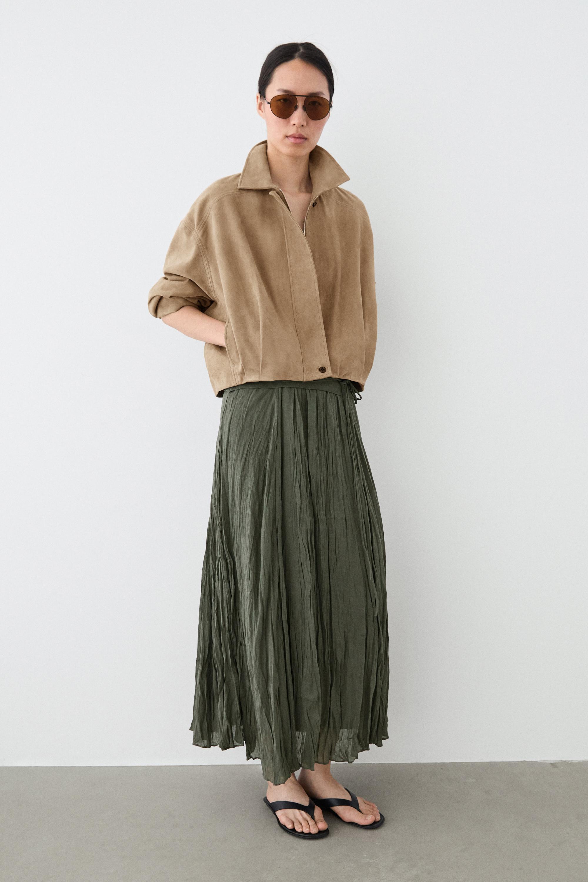Pleated suede leather bomber jacket — SAND