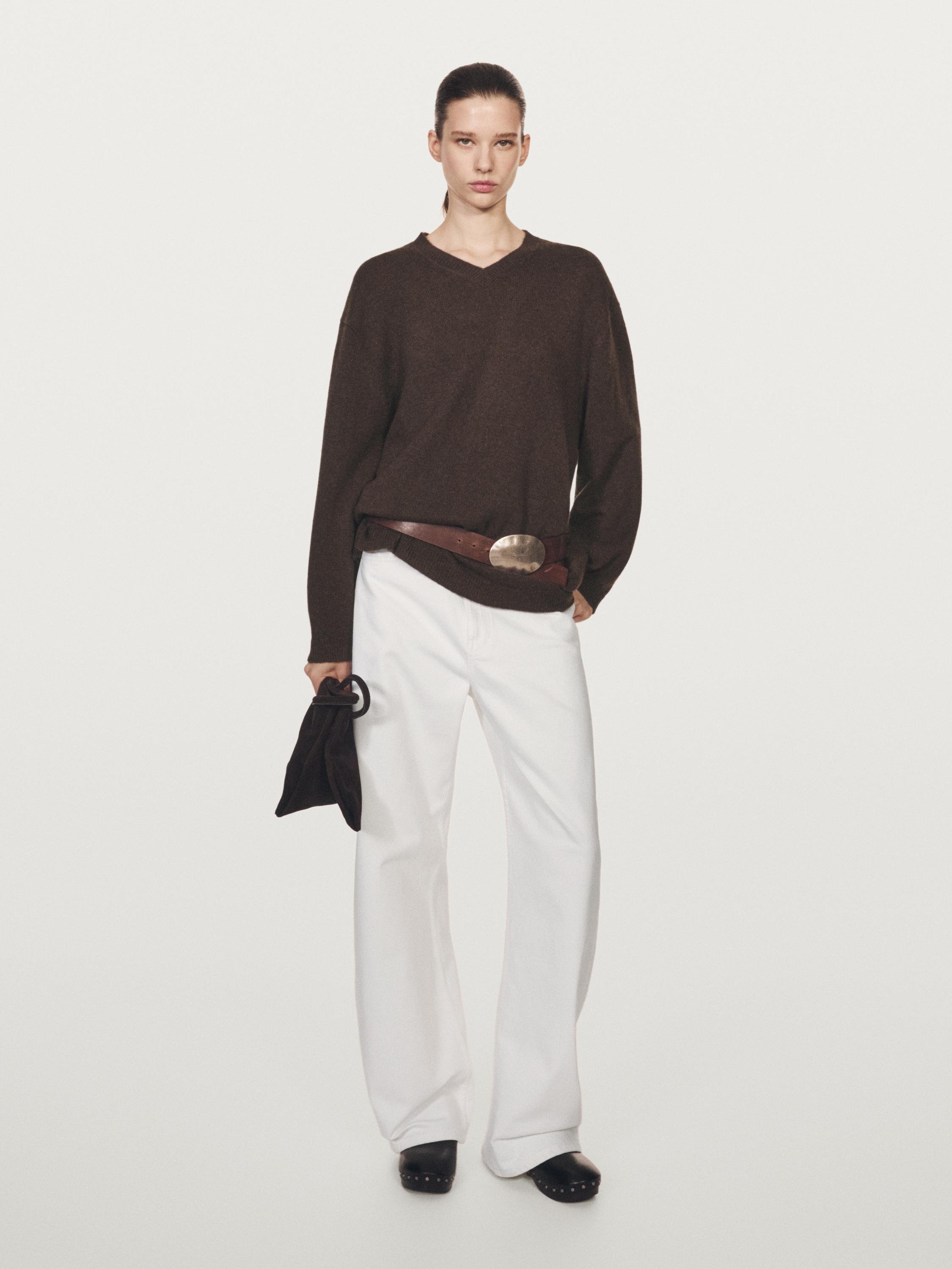 100% cashmere oversize V-neck sweater