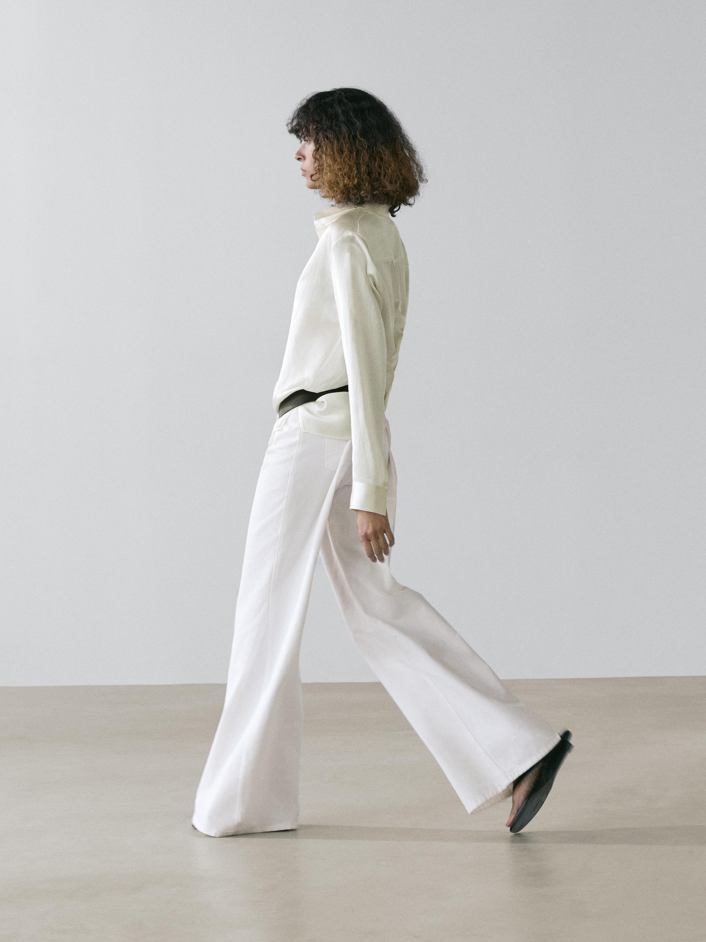 Рубашка из струящегося атласа