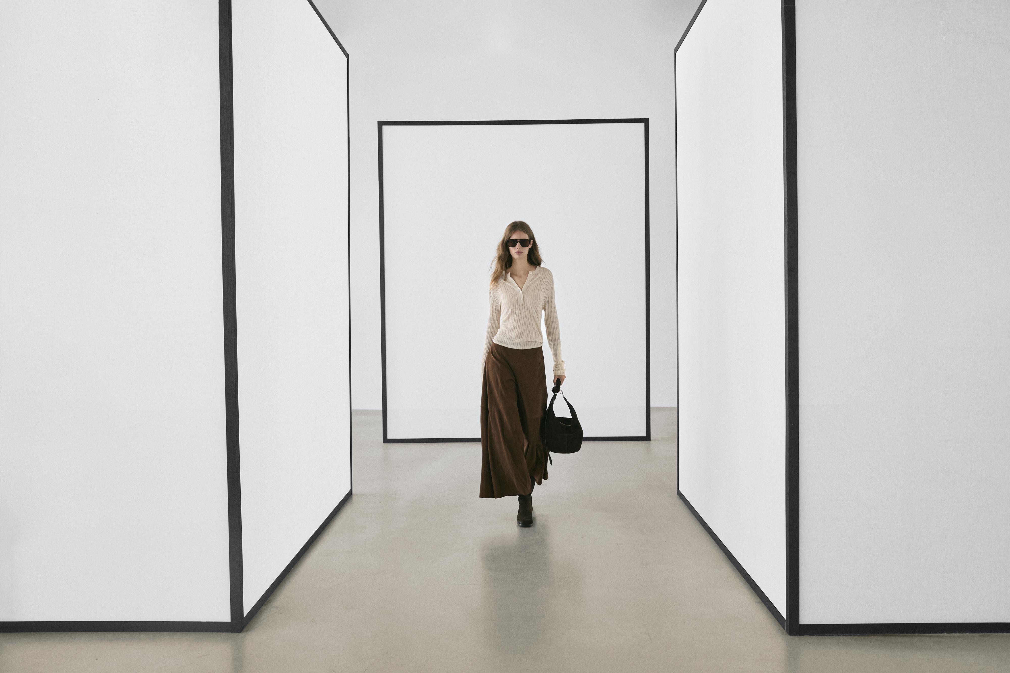 Suede leather flared trousers — BROWN