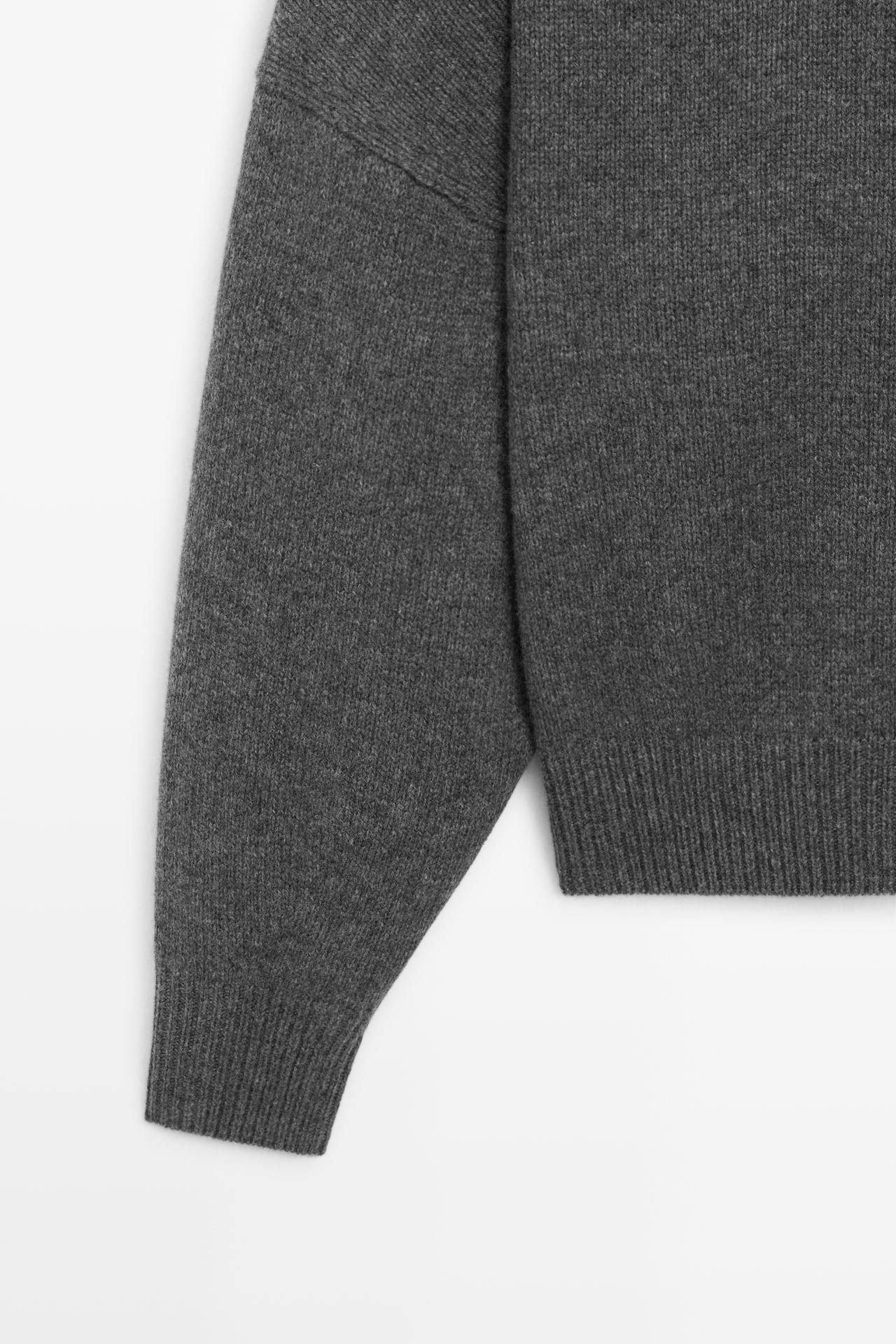 100% wool oversize knit sweater — DARK GREY