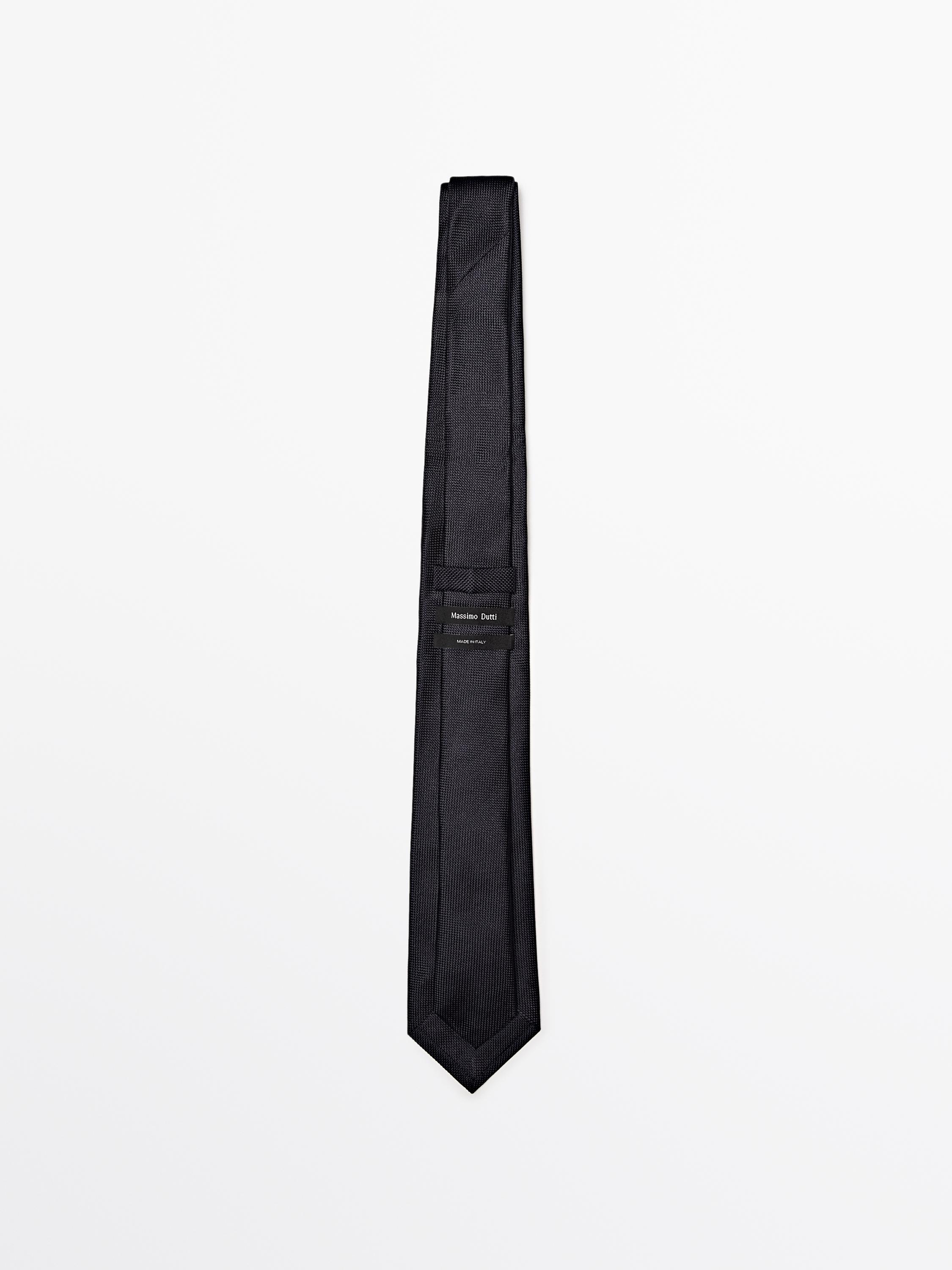 100% mulberry silk tie