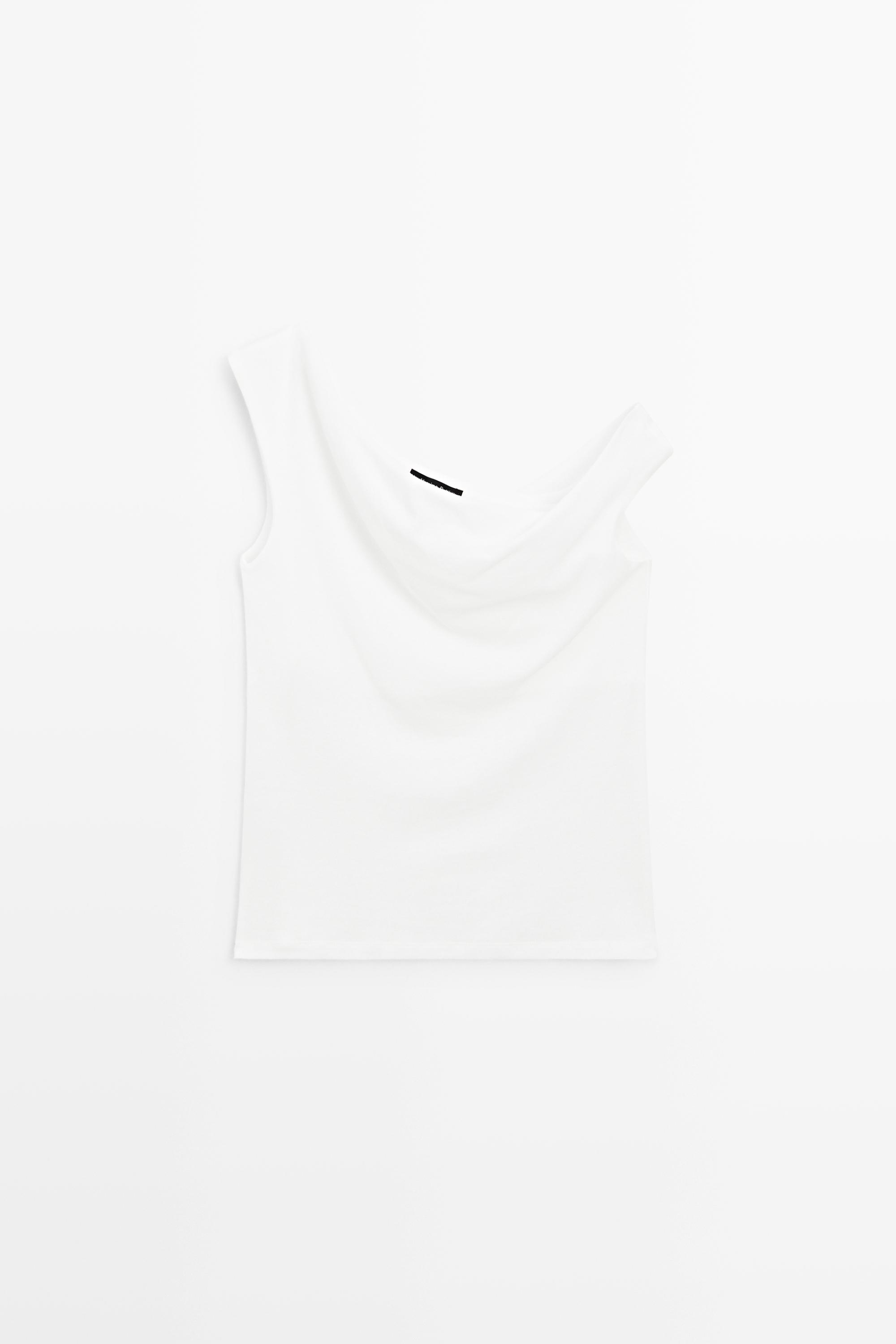 Asymmetric off-the-shoulder top — Off white