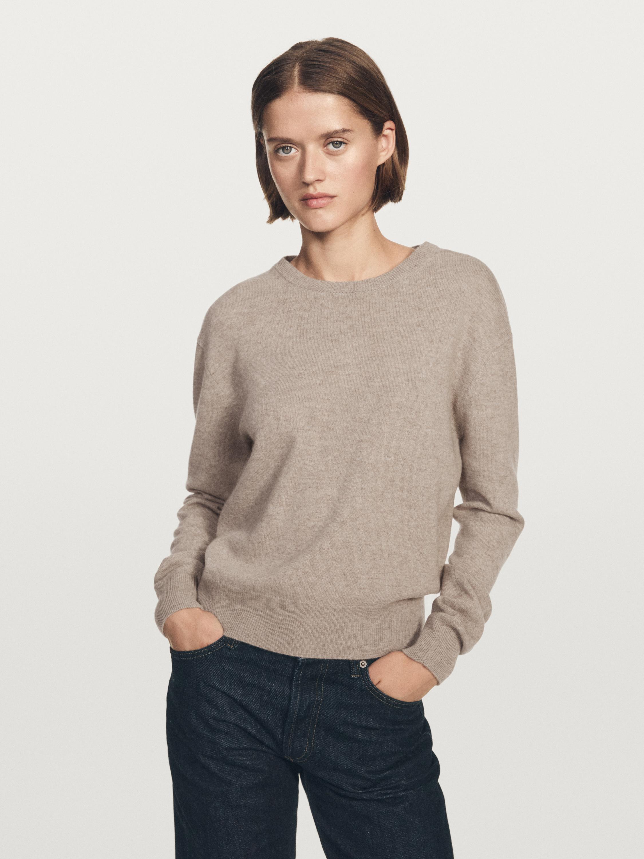 Strickpullover aus Wollmischgewebe mit Rundausschnitt