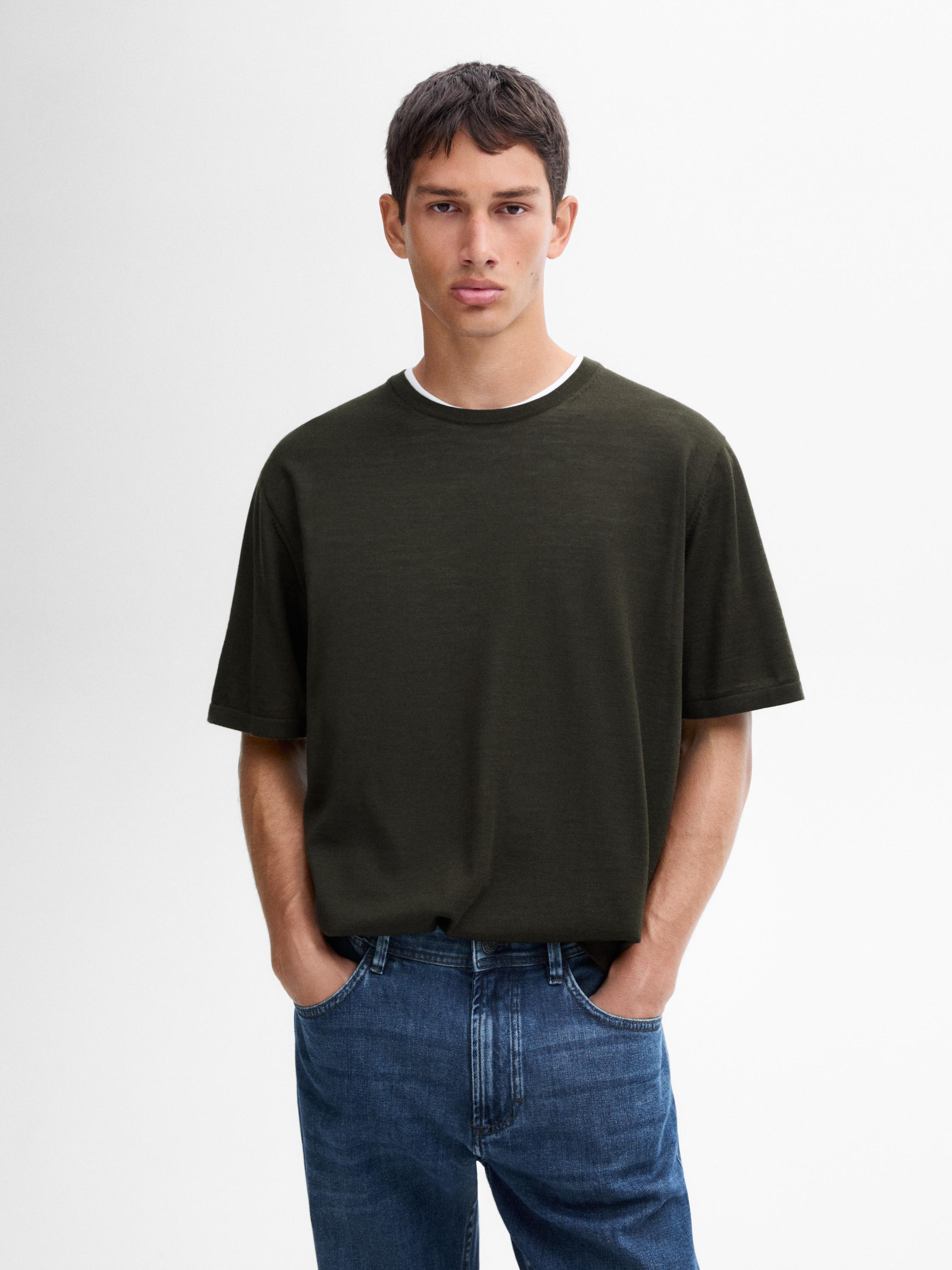 تيشرت محاك من الصوف المخلوط