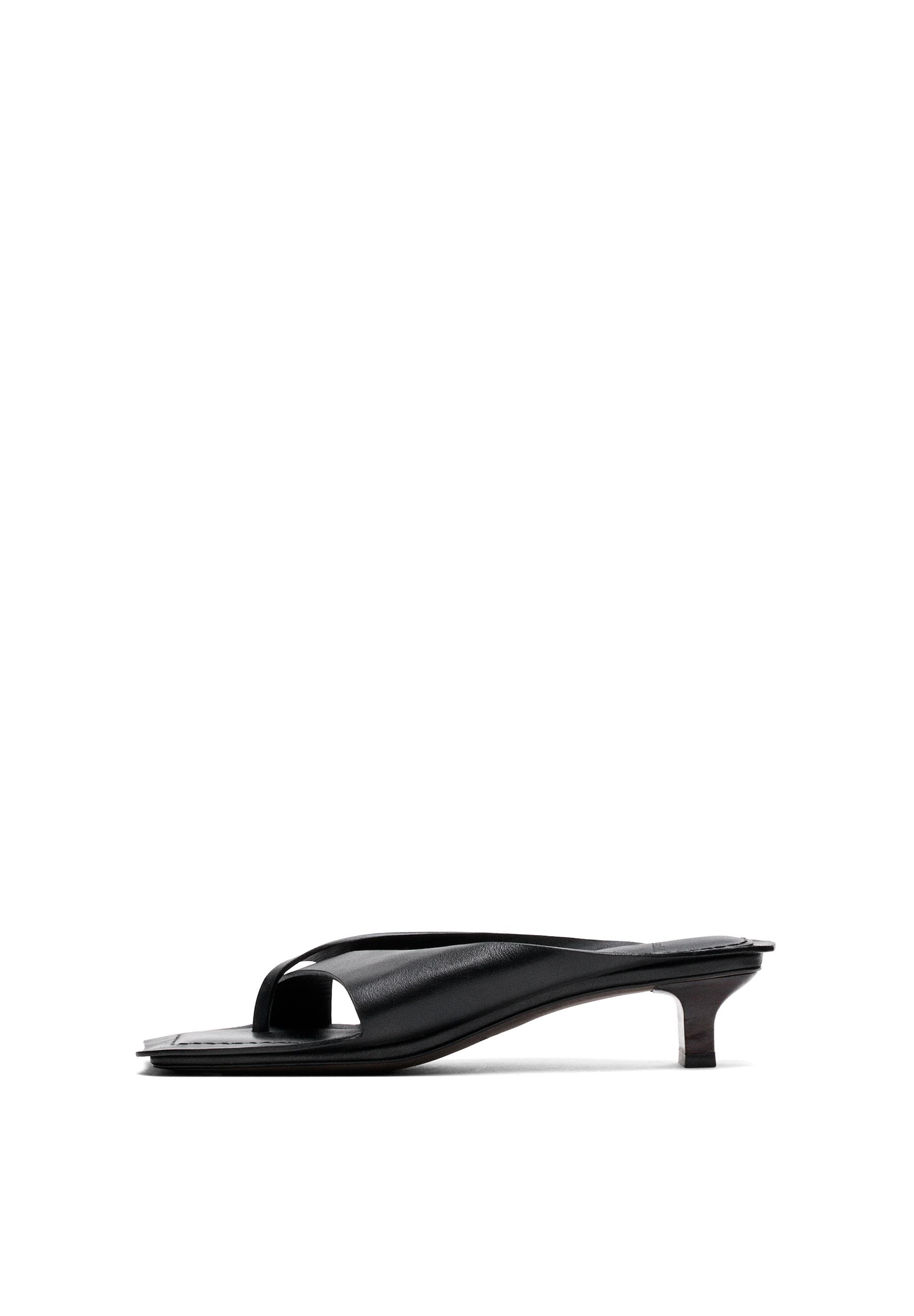 Leather heeled sandals - STUDIO — BLACK