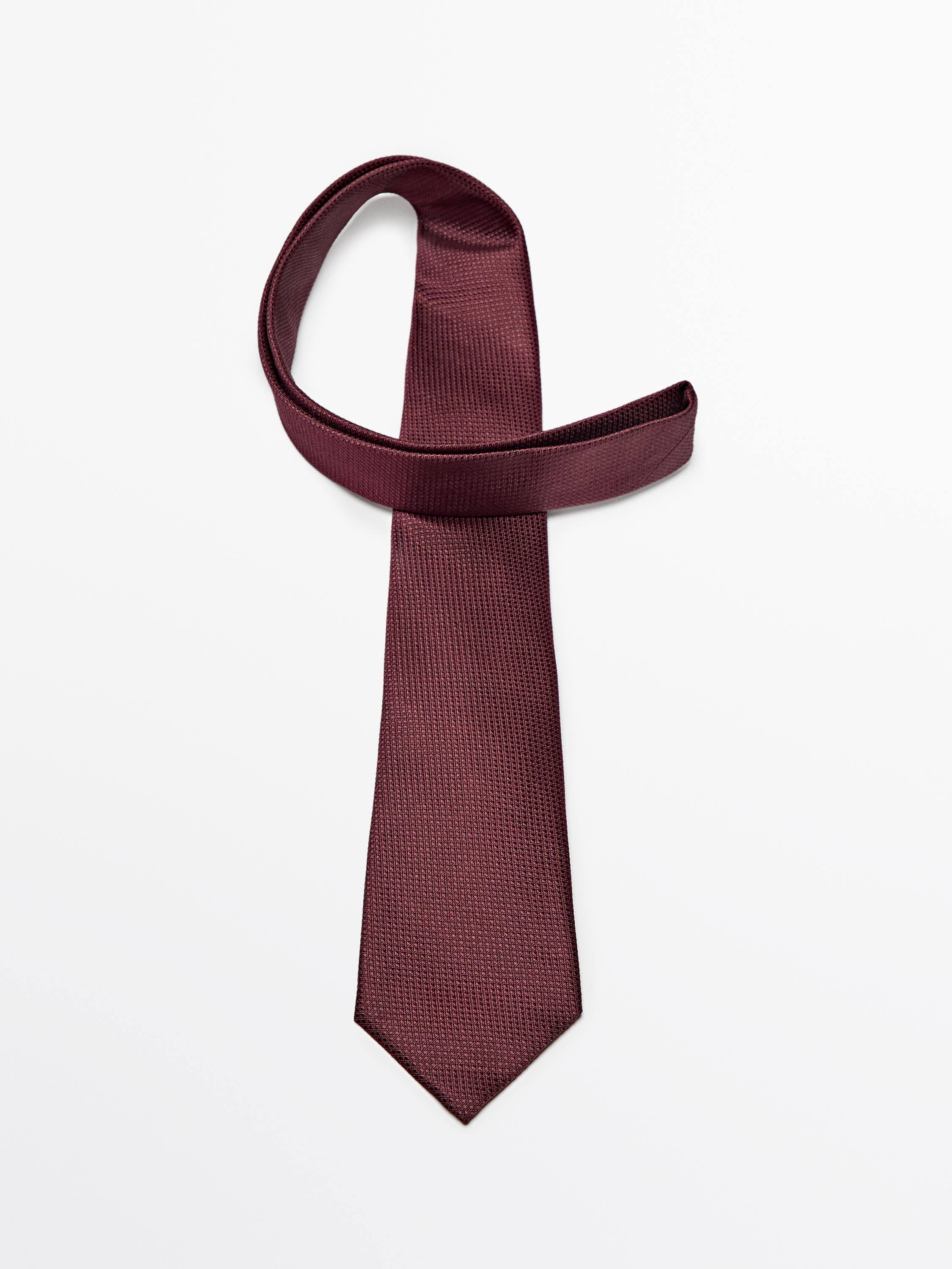 100% mulberry silk tie
