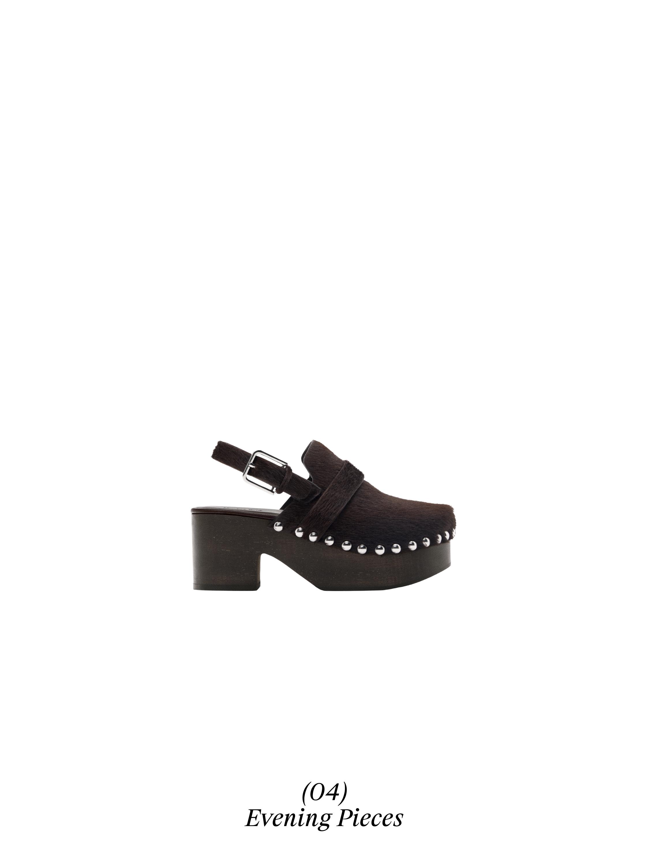 Hair on leather clogs with wooden sole — BROWN