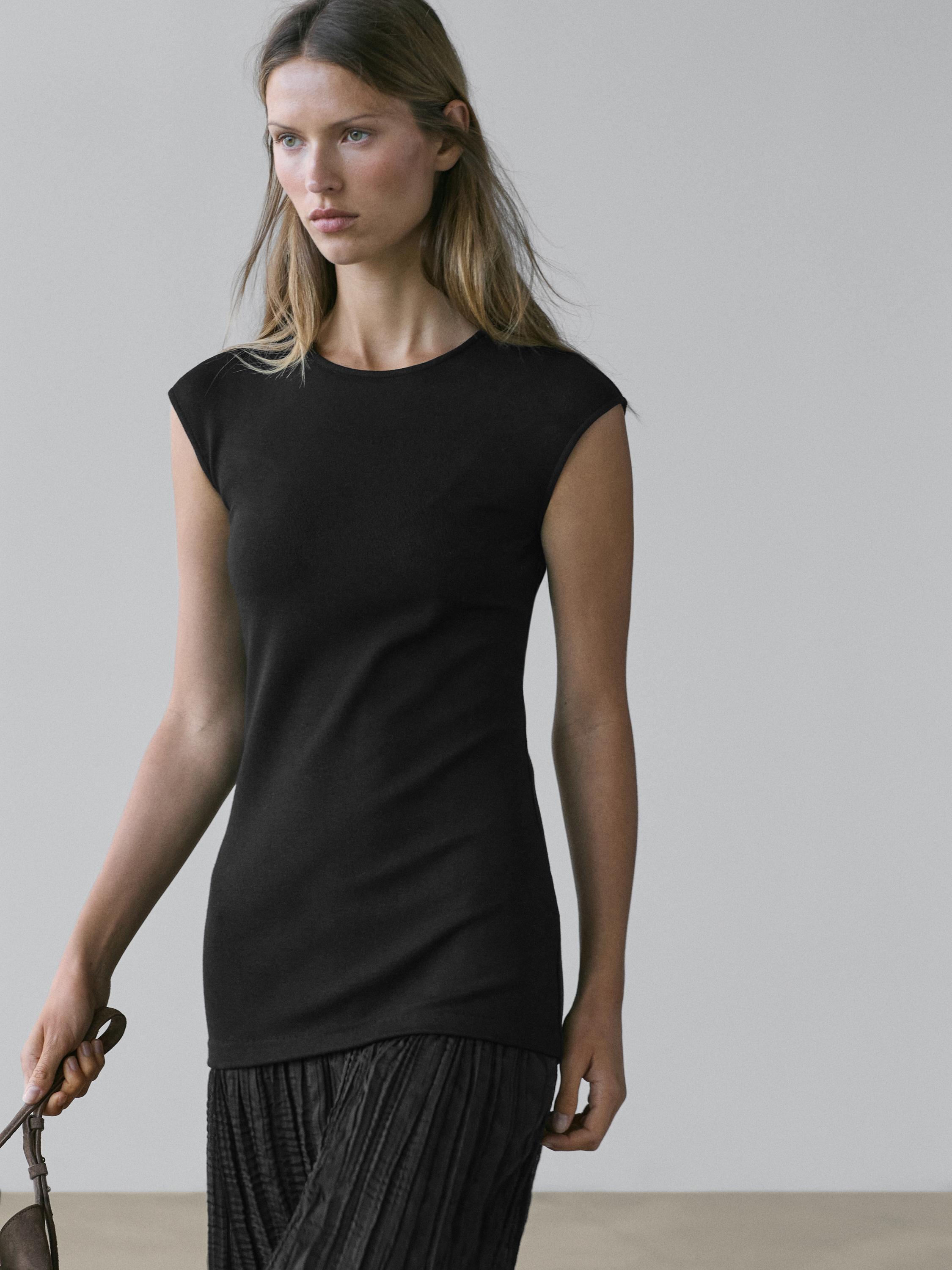 Long contrast pleated dress