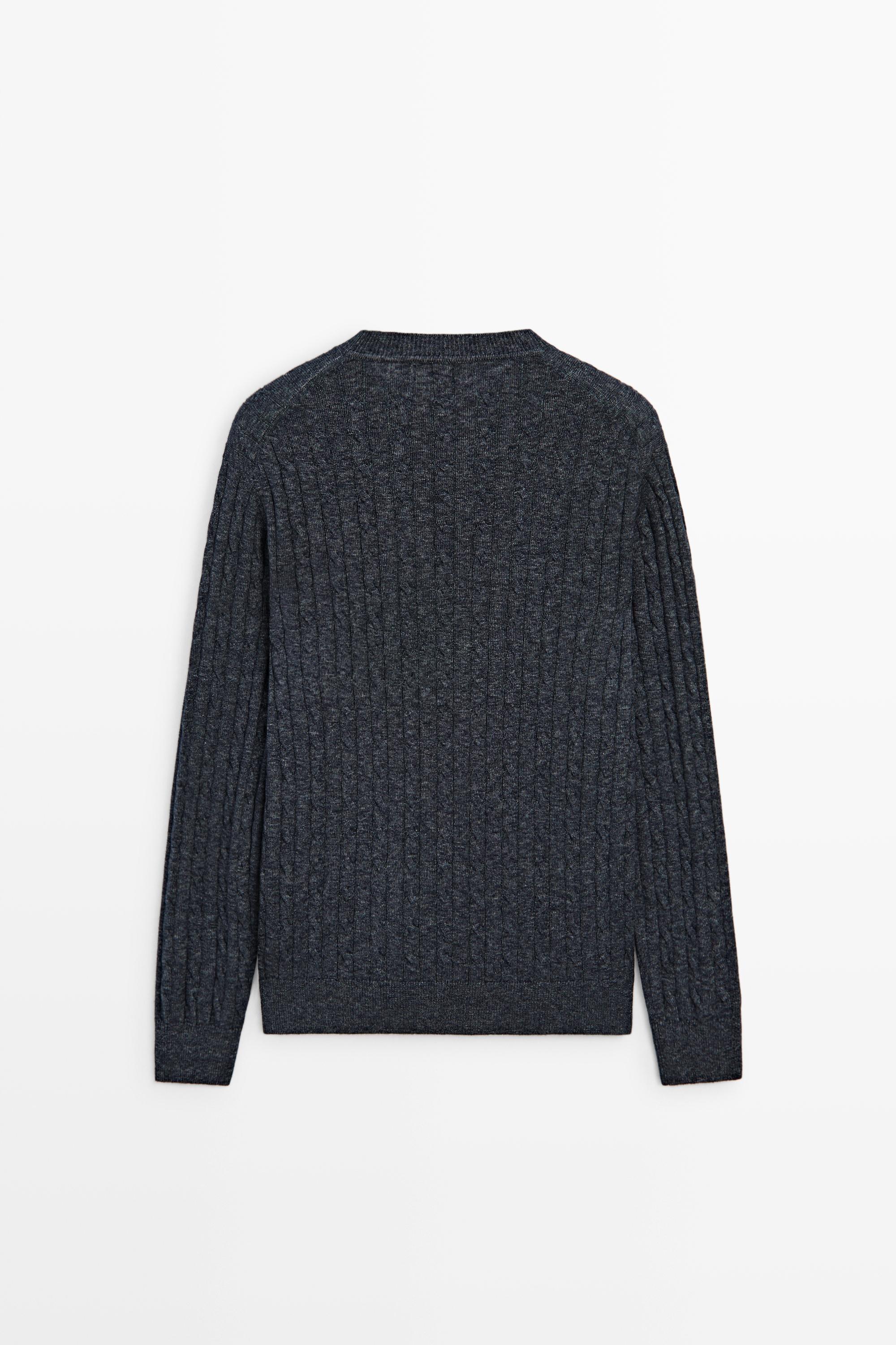 Cable knit round neck sweater — INDIGO