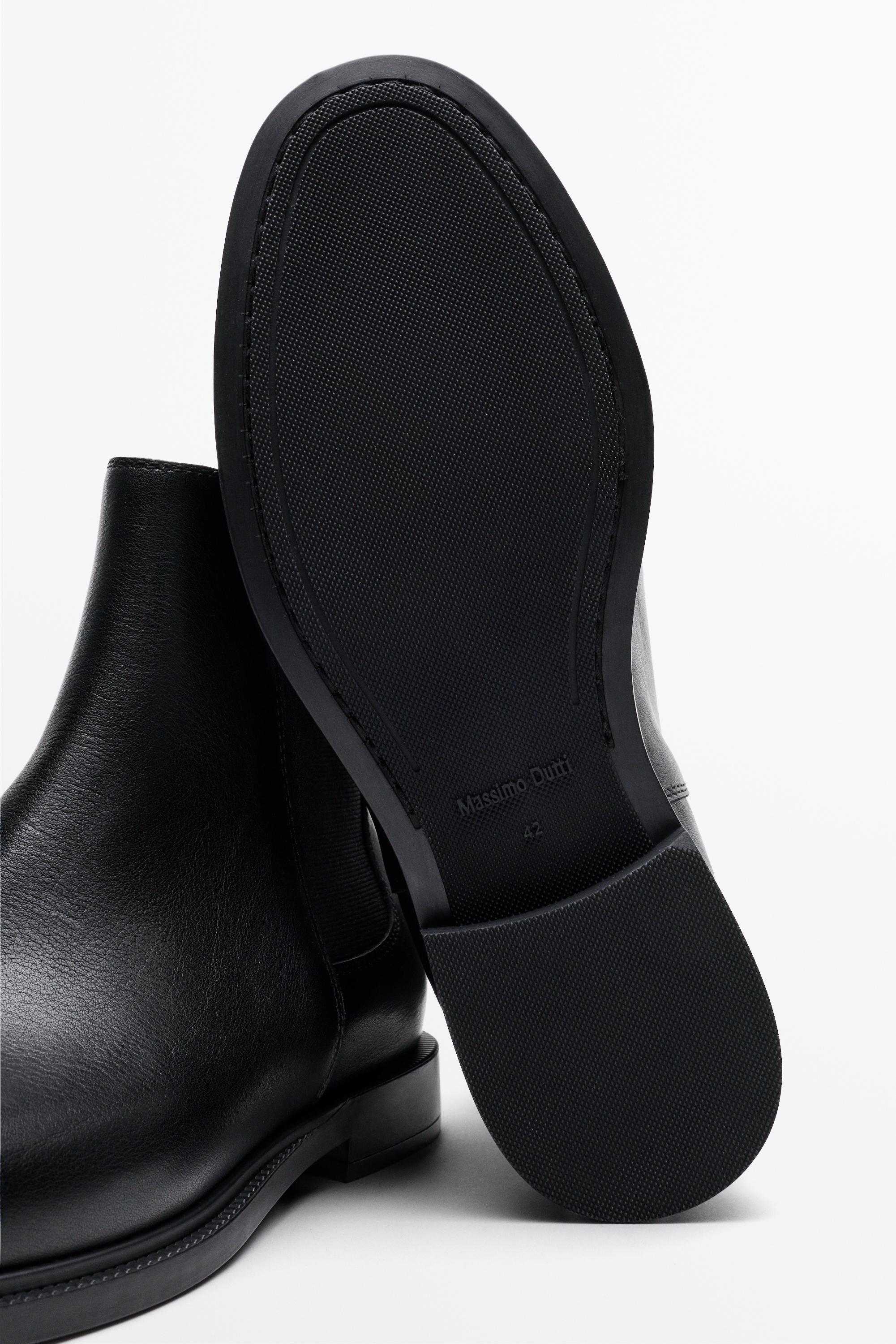 Leather Chelsea ankle boots — BLACK