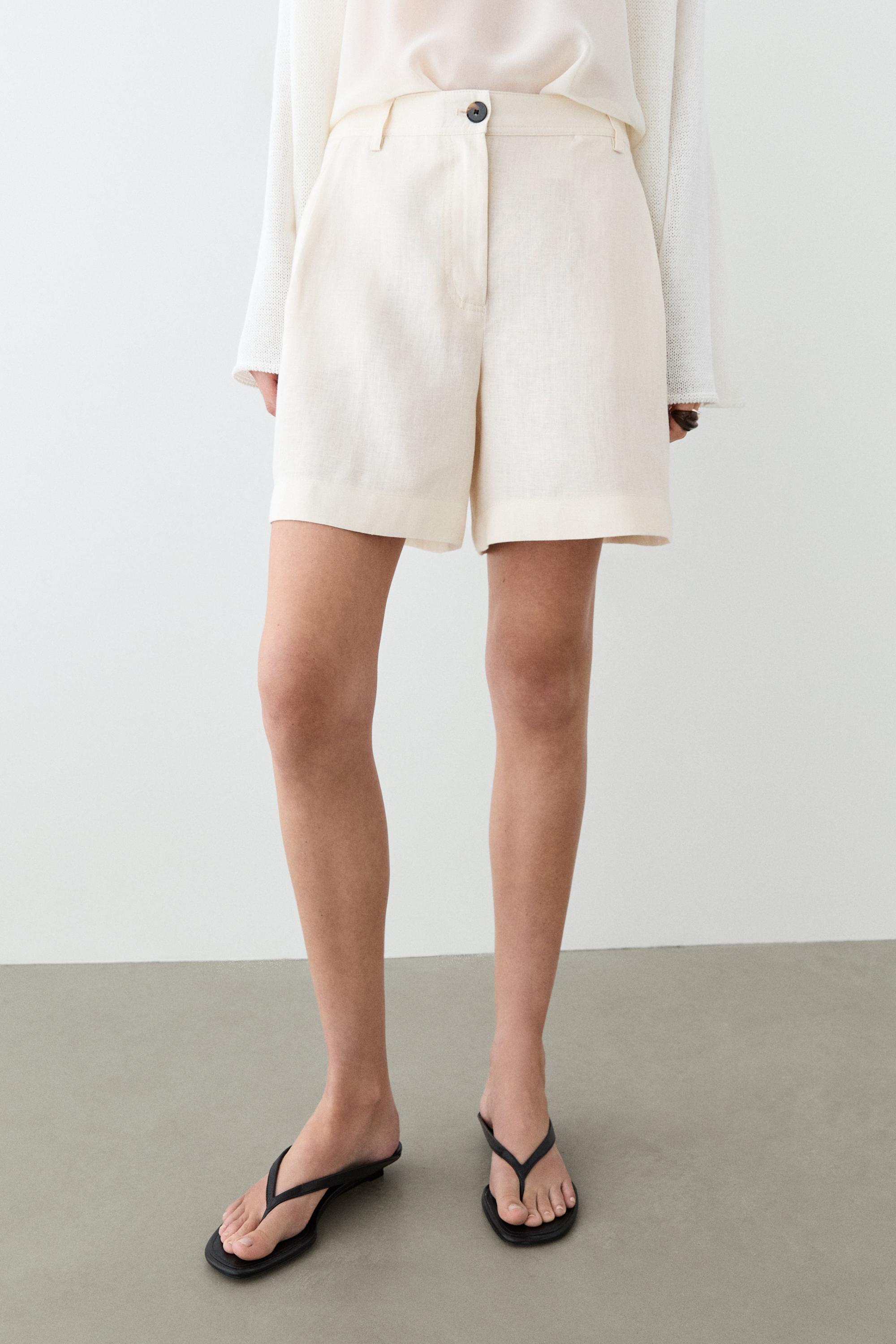 Pleated 100% linen shorts — Off white