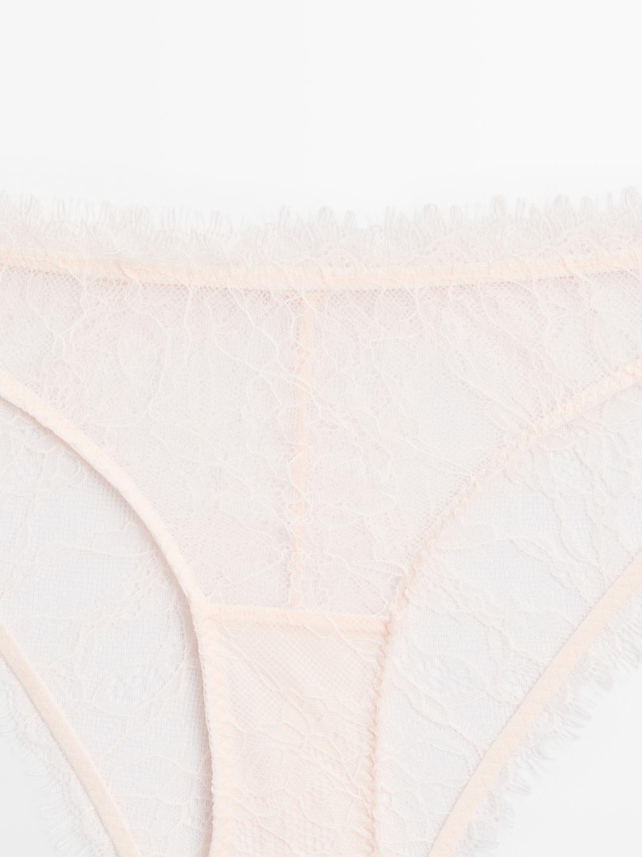 Lace briefs with frayed detail — CREAM
