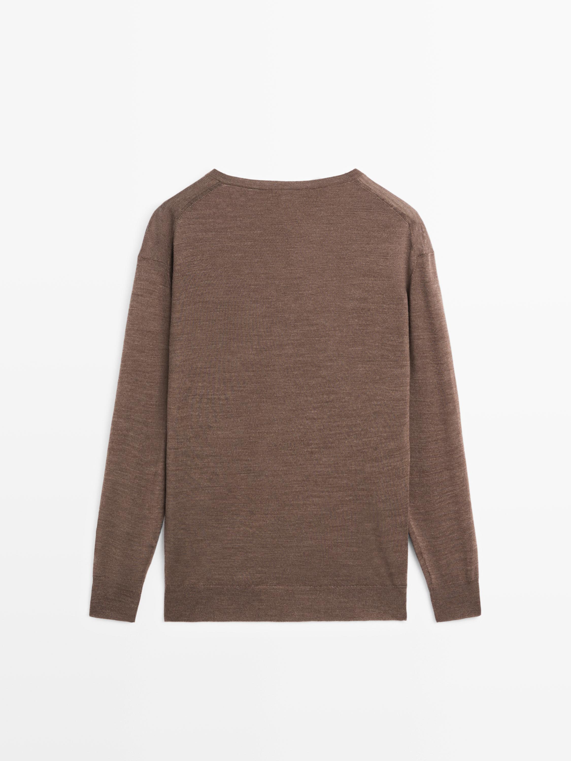 100% wool V-neck knit sweater — BROWN