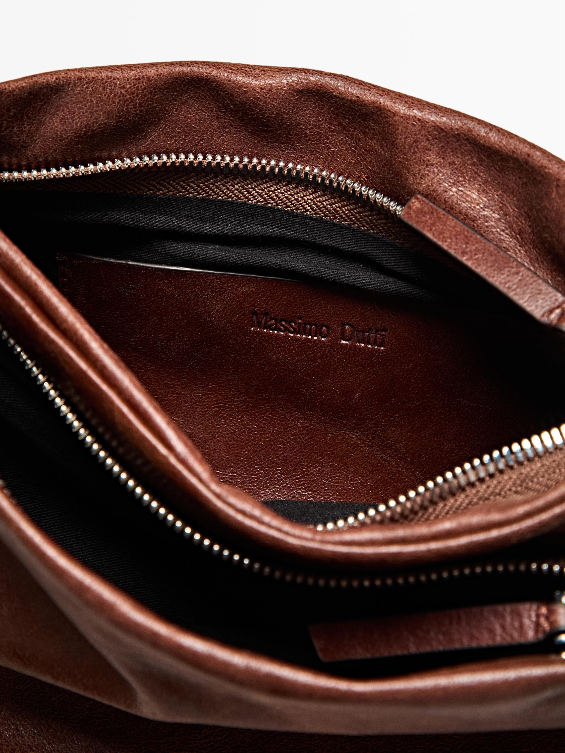 Small nappa leather bag with compartments