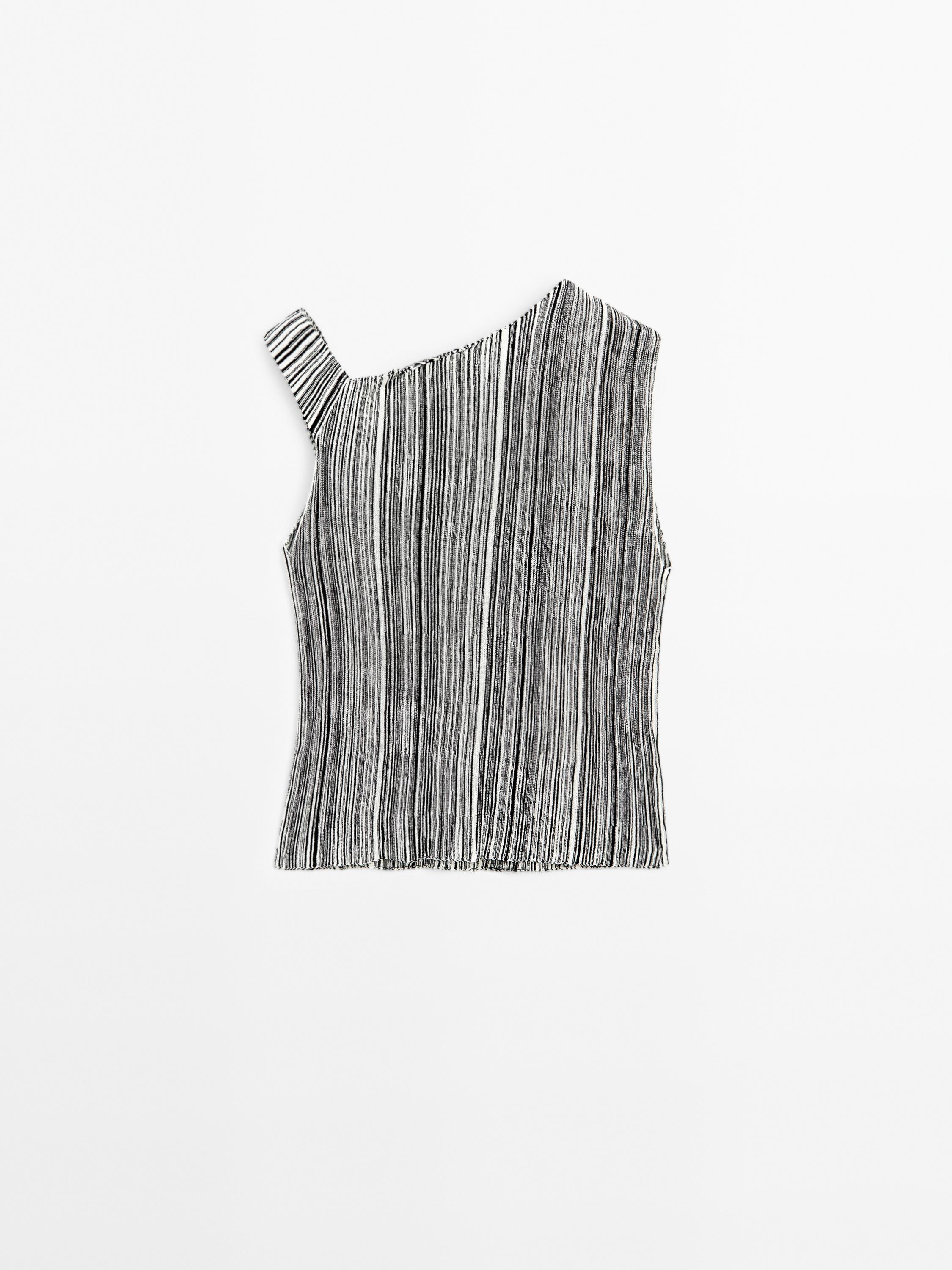 Knit top with striped detail
