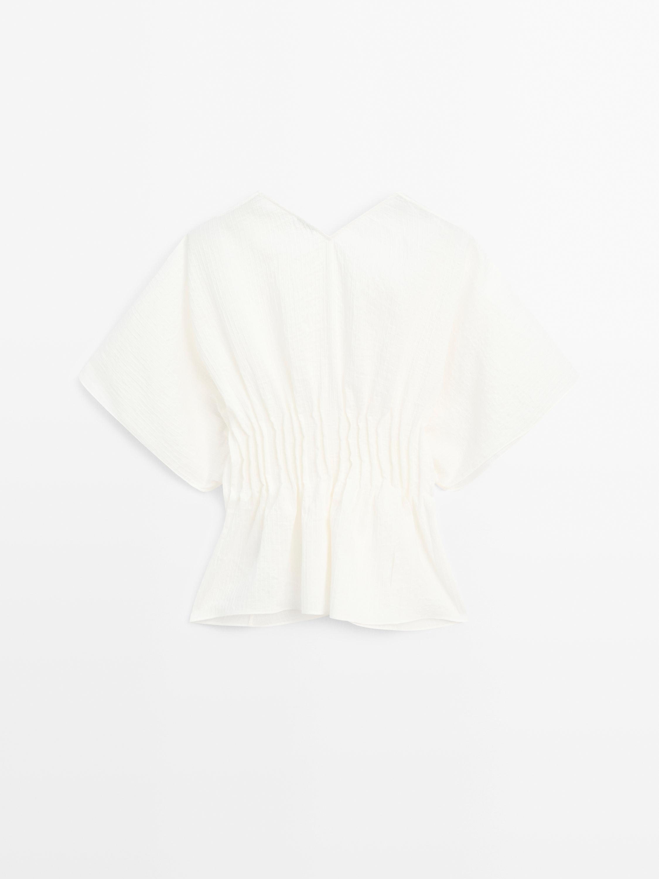 Cotton blend shirt with gathered detail