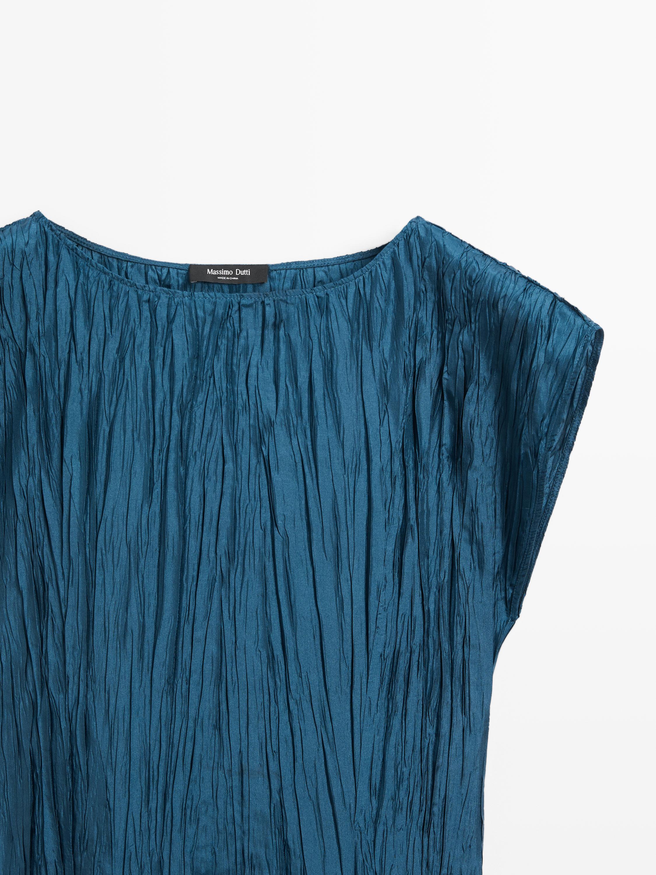 Robe longue plissée