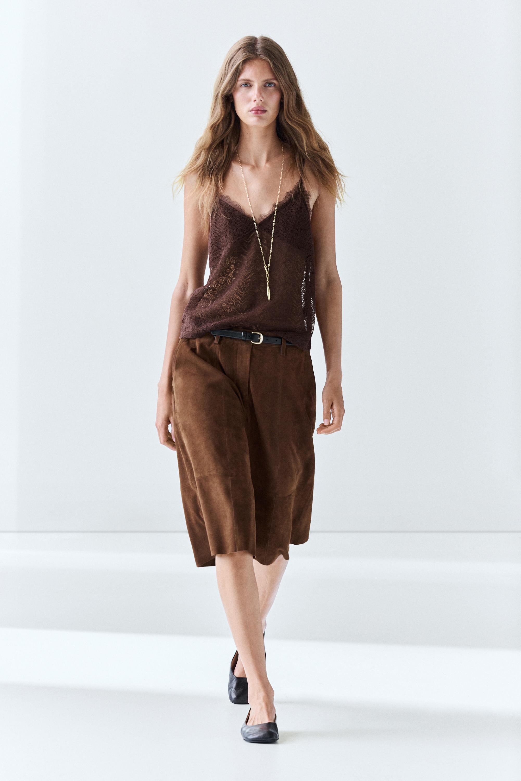 Strappy lace detail top — BROWN