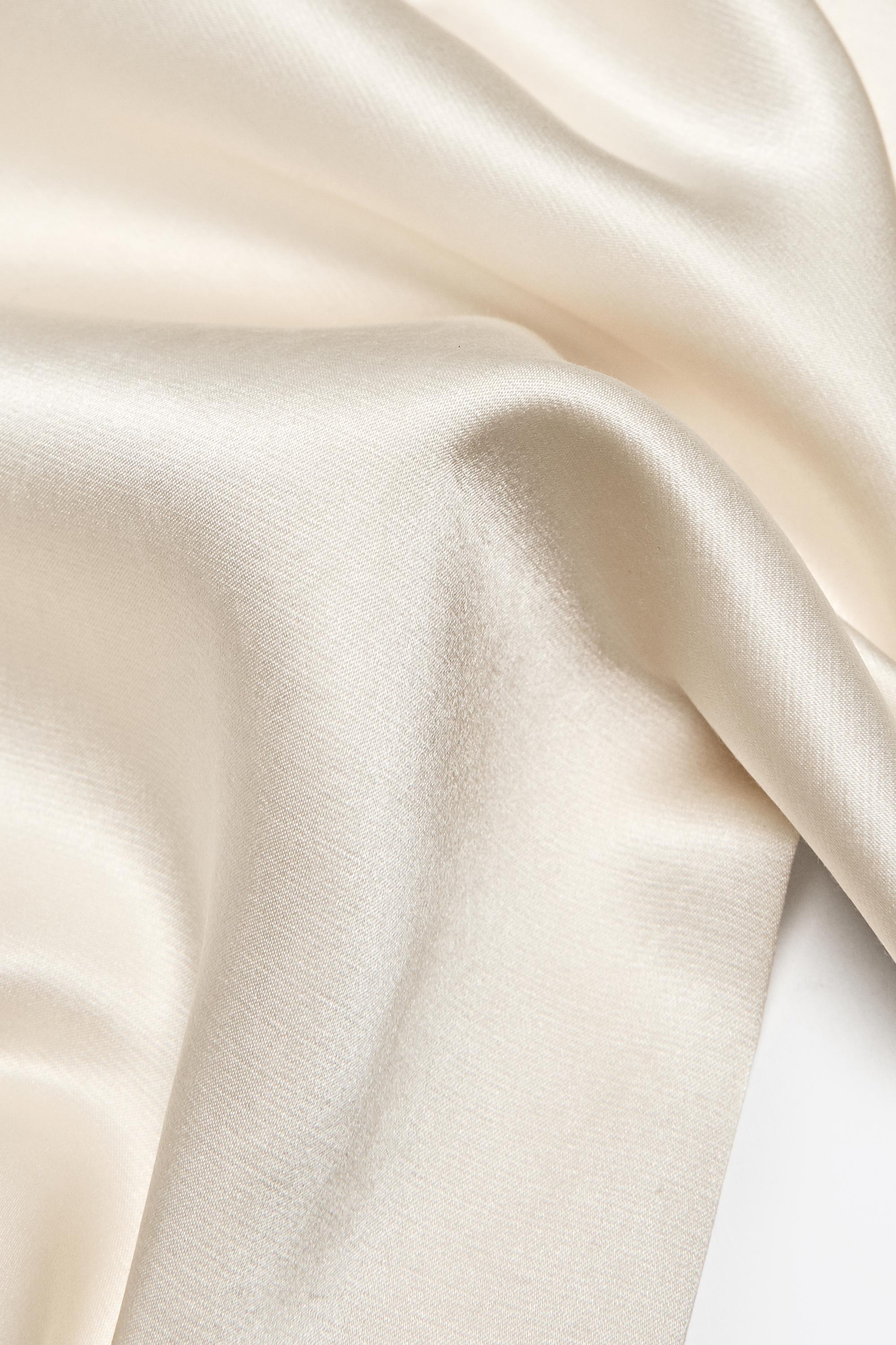 Satin scarf — CREAM