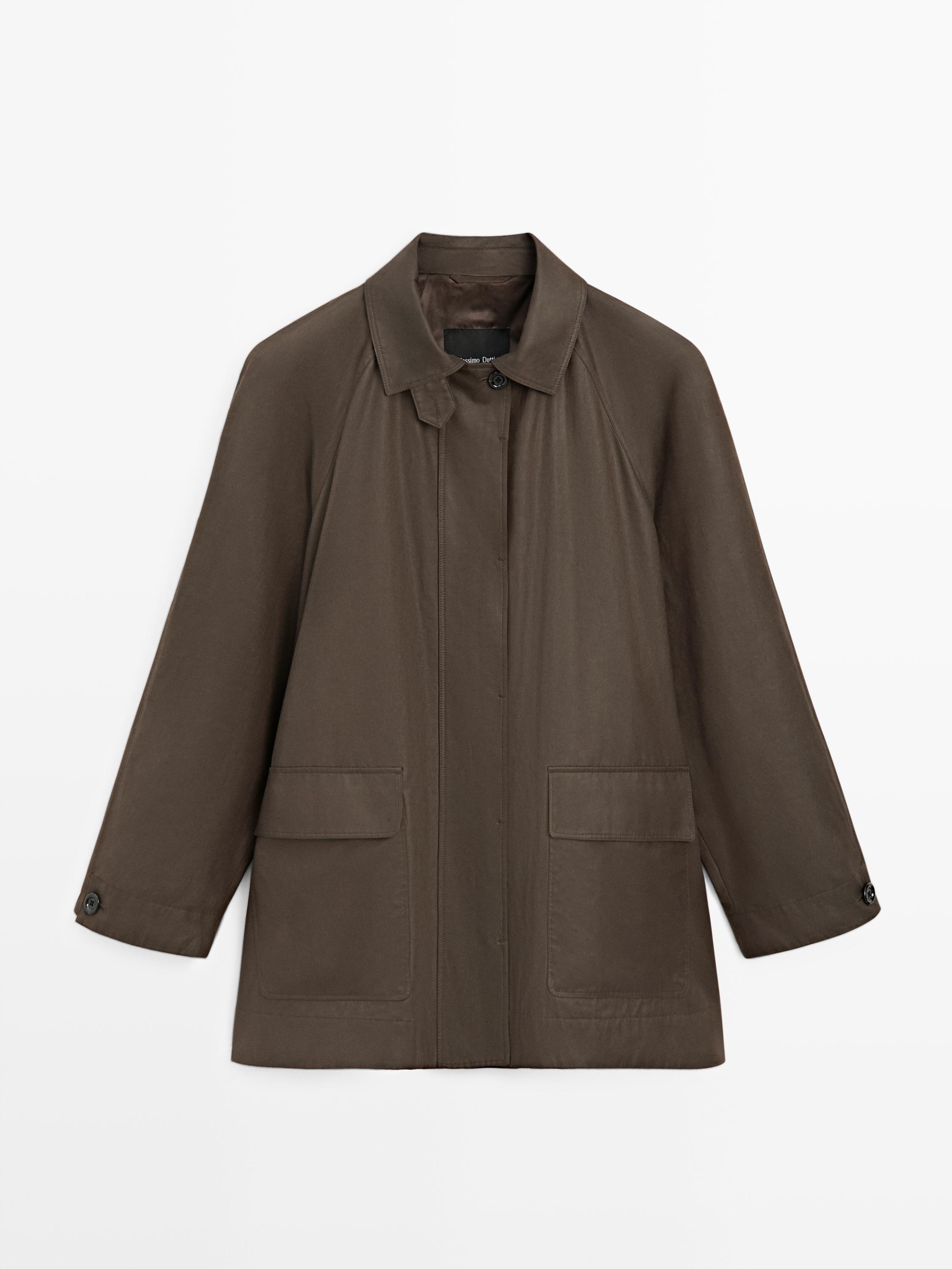 Long parka with pocket details