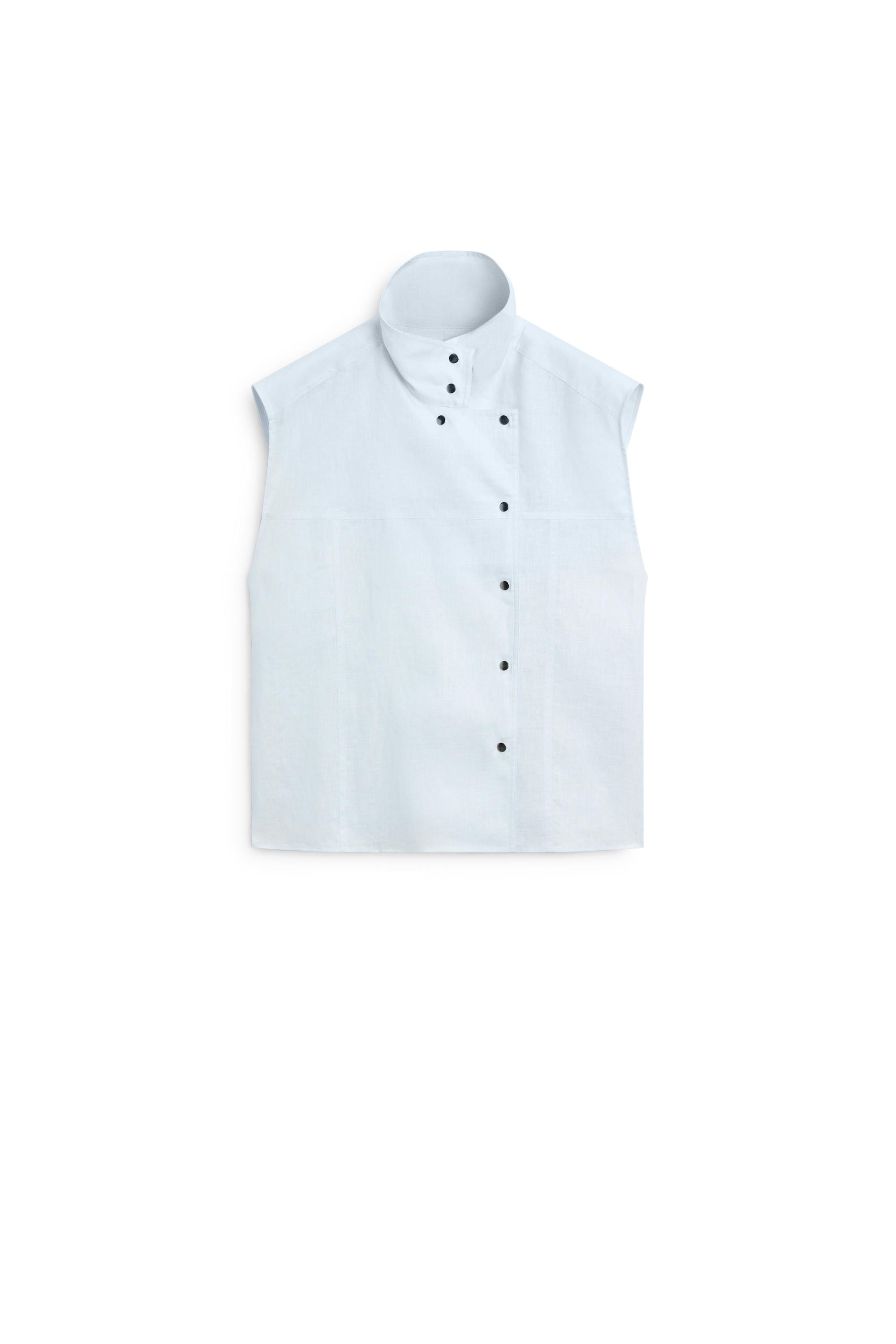 100% linen fine button-down top — Light blue
