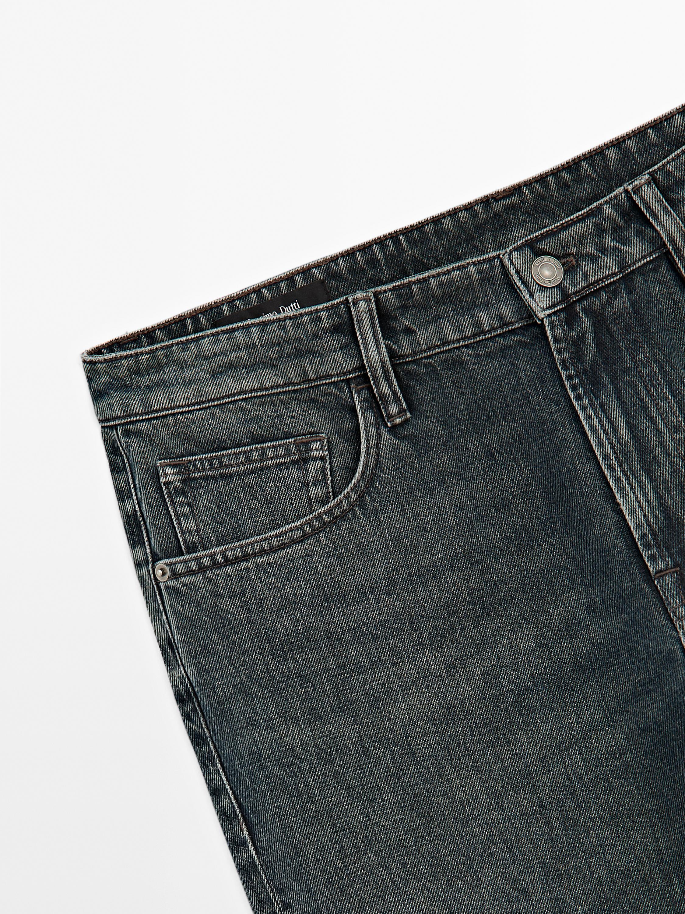 Toelopende jeans