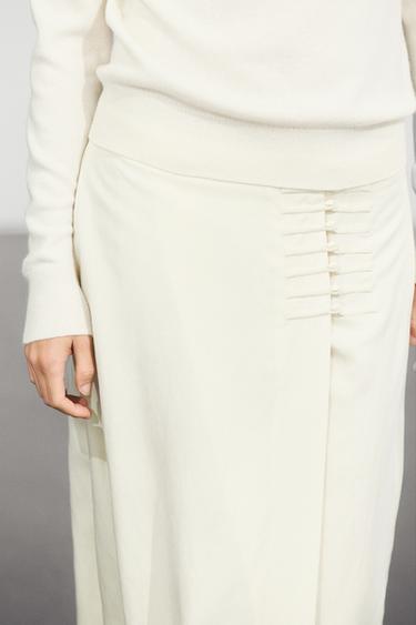 Straight midi skirt with button detail — CREAM 8