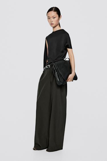 Satin top with back detail - LIMITED EDITION — BLACK 1