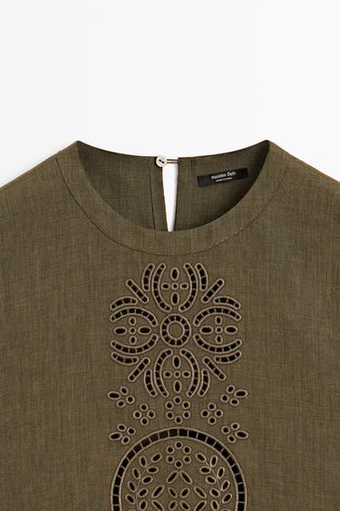 Linen blend blouse with embroidered details — GREEN 9