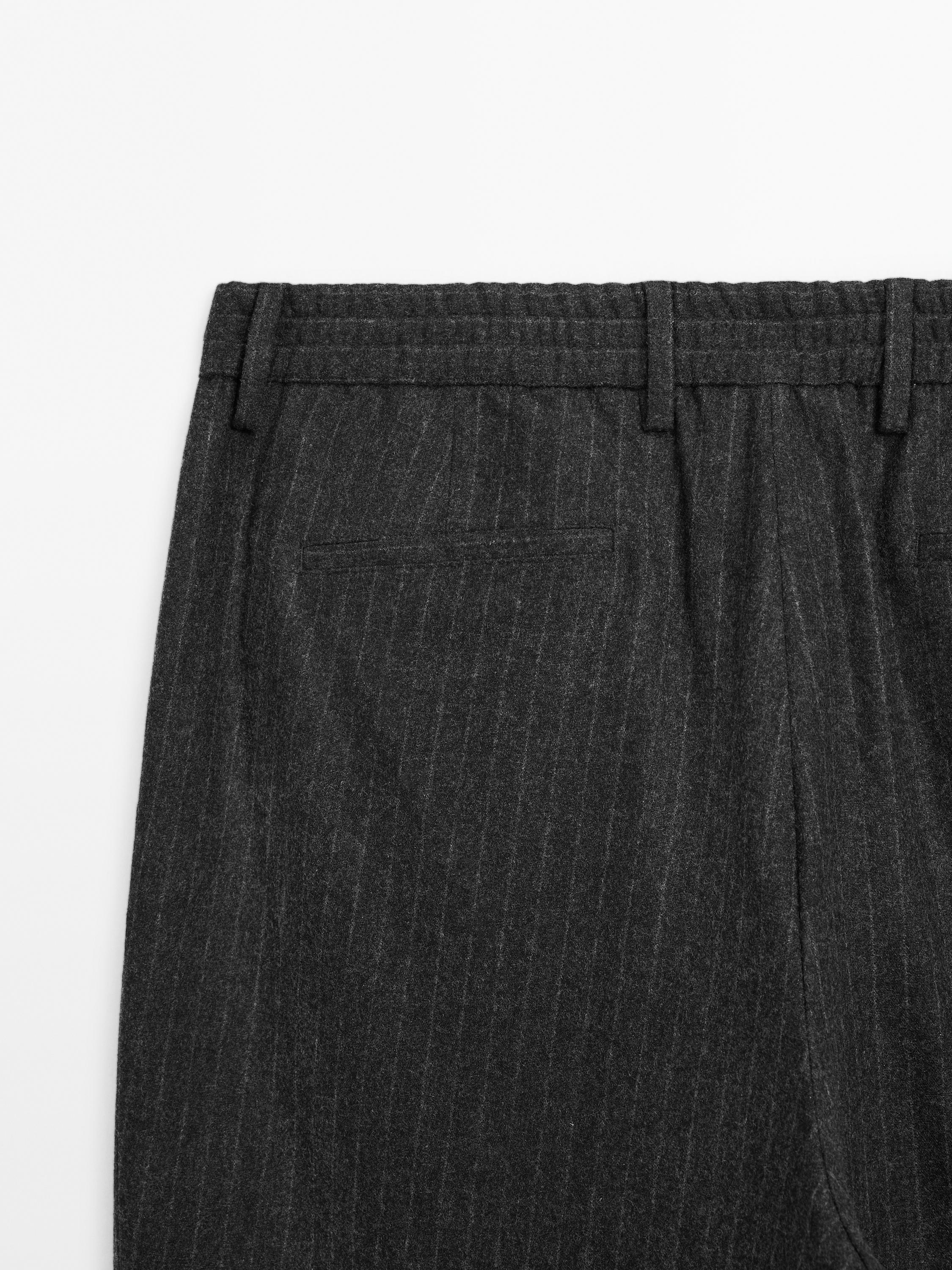 Pantalón rayas regular fit franela