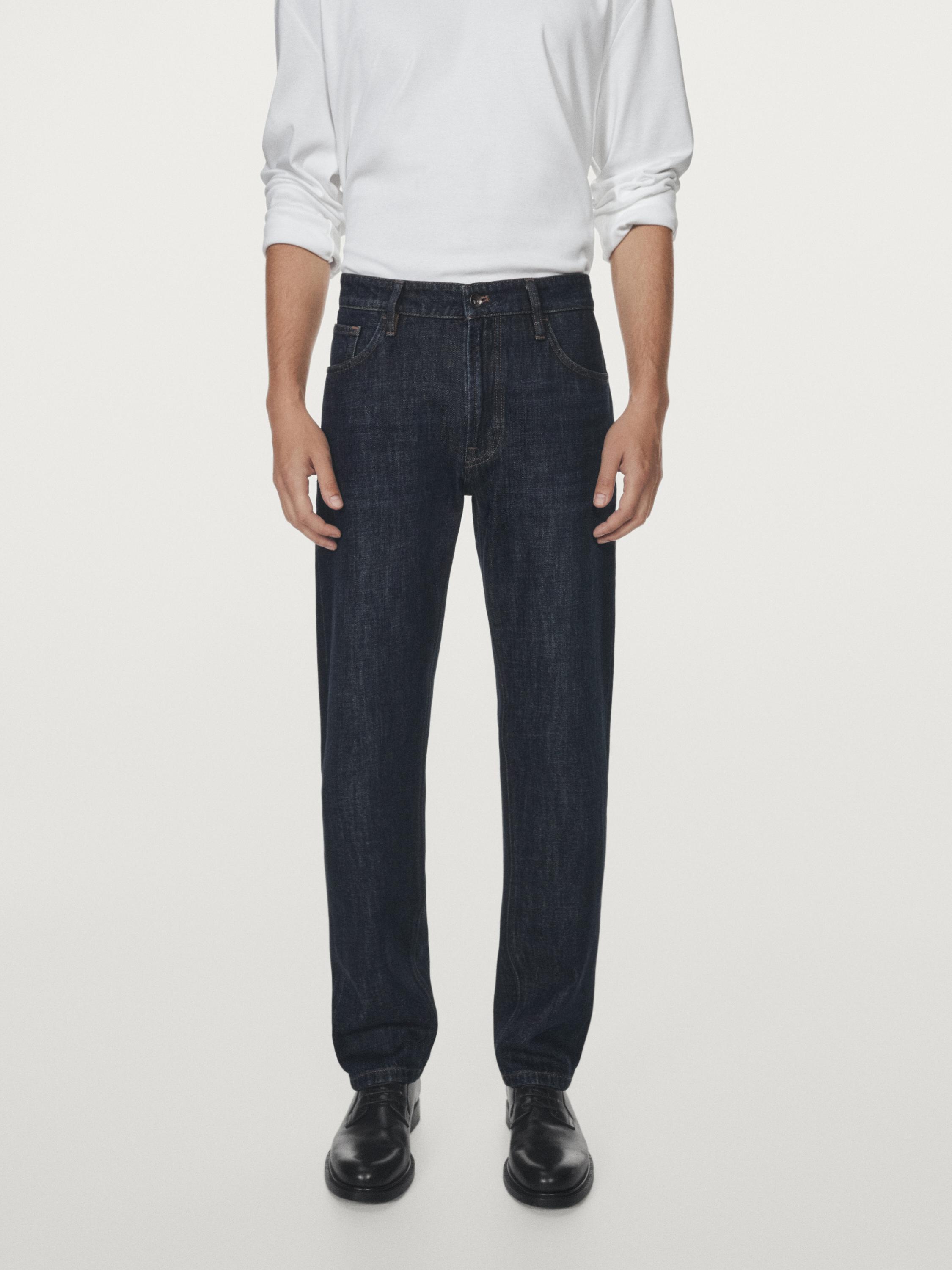 Tapered fit jeans