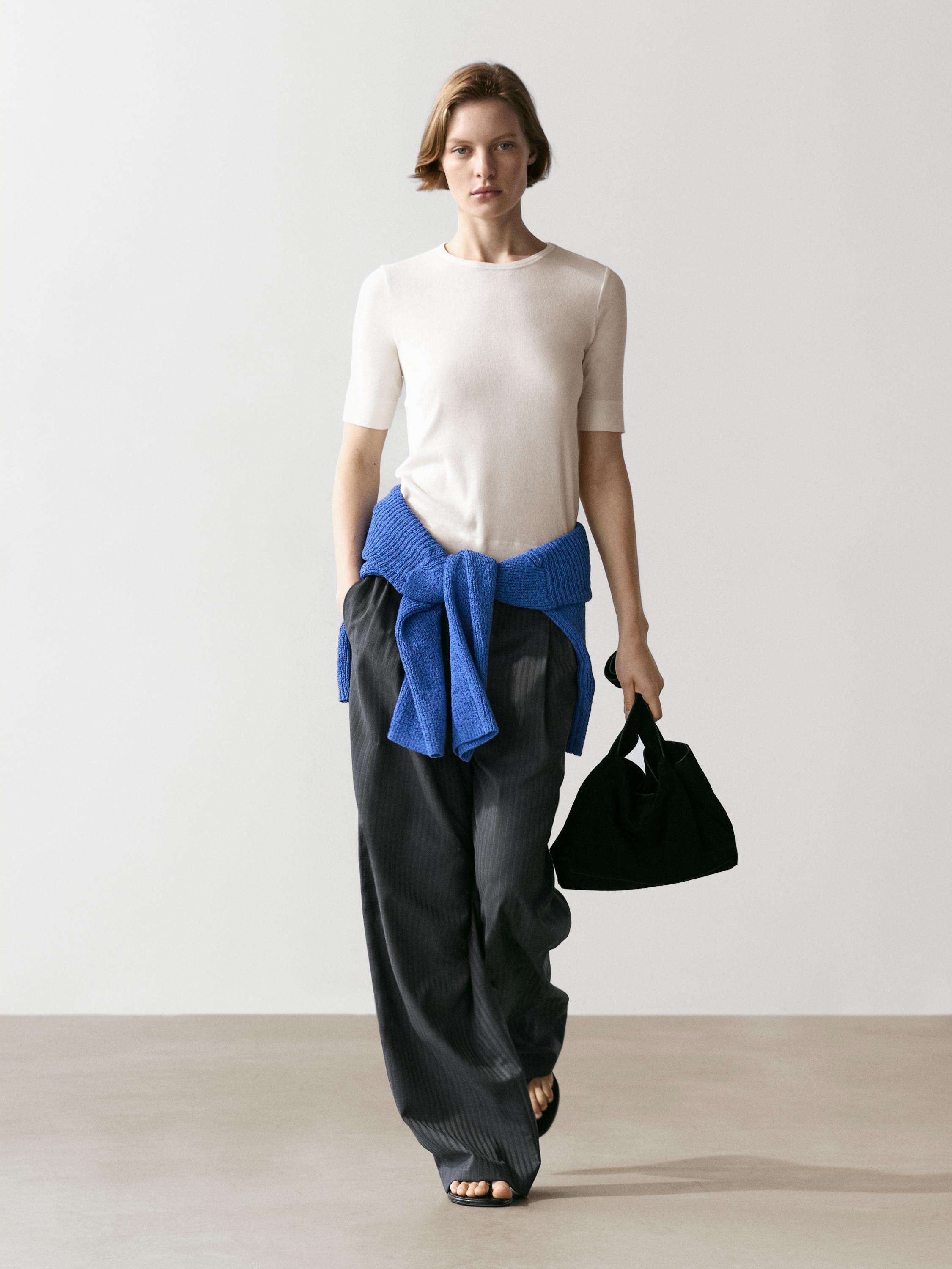 Cotton blend V-neck knit sweater — BLUISH