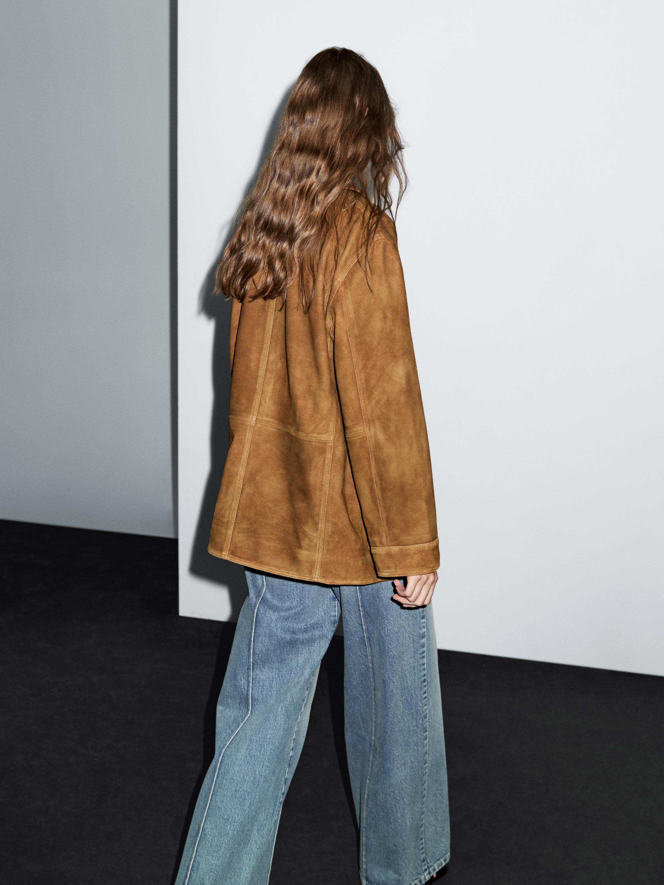 Suede leather blazer with pockets