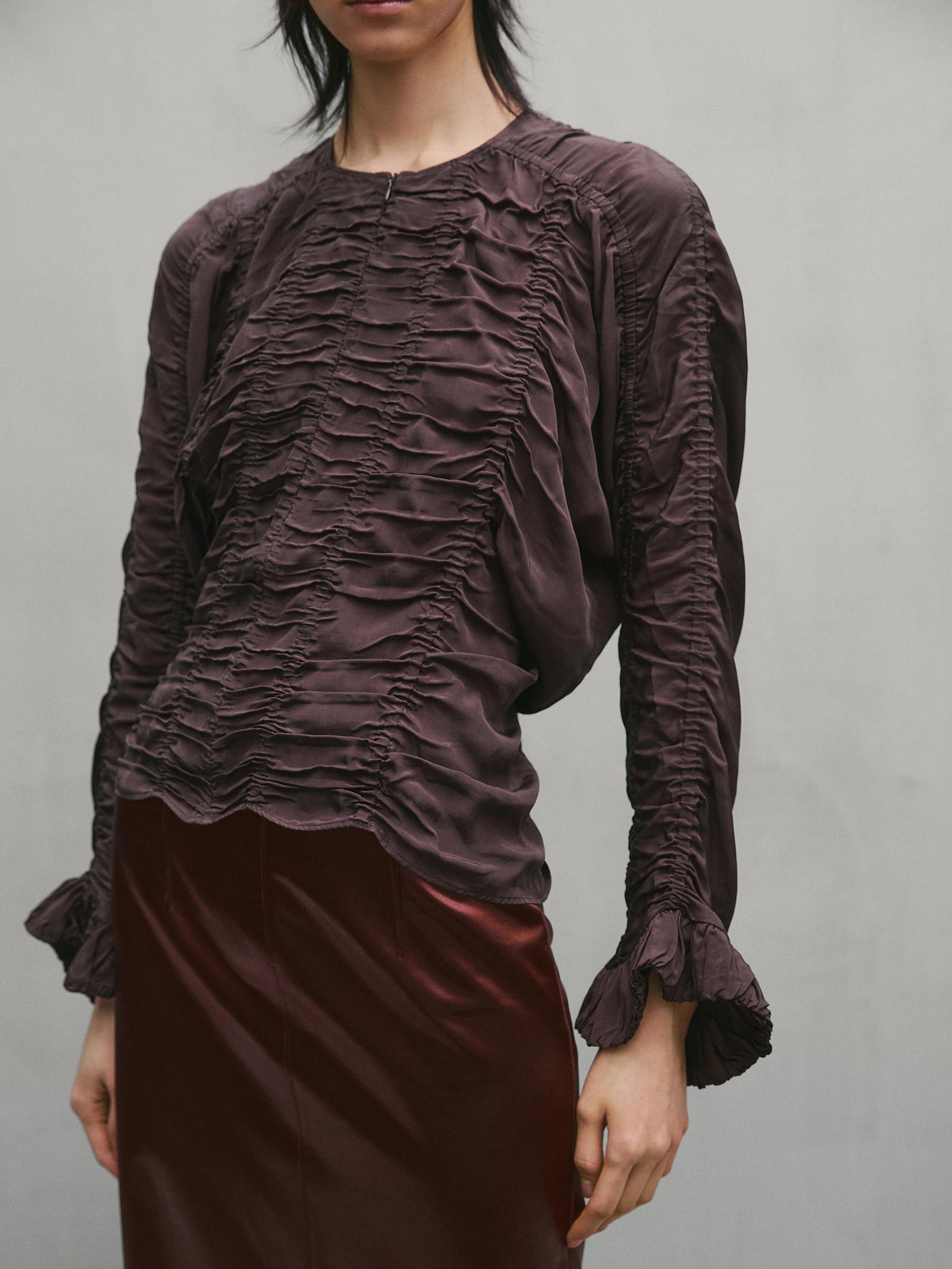 Blouse with gathered detail - Studio