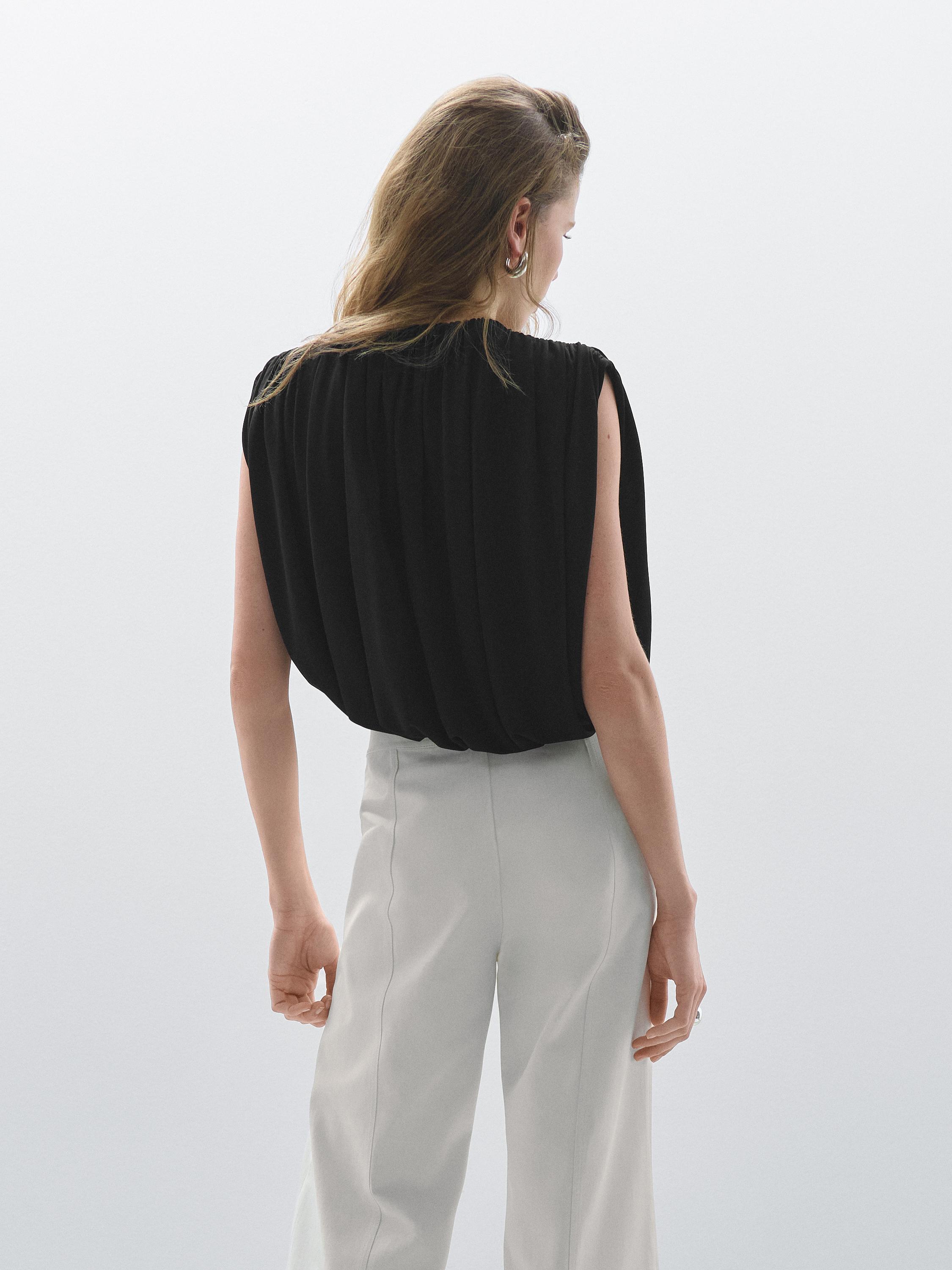 Balloon-effect sleeveless top - Studio