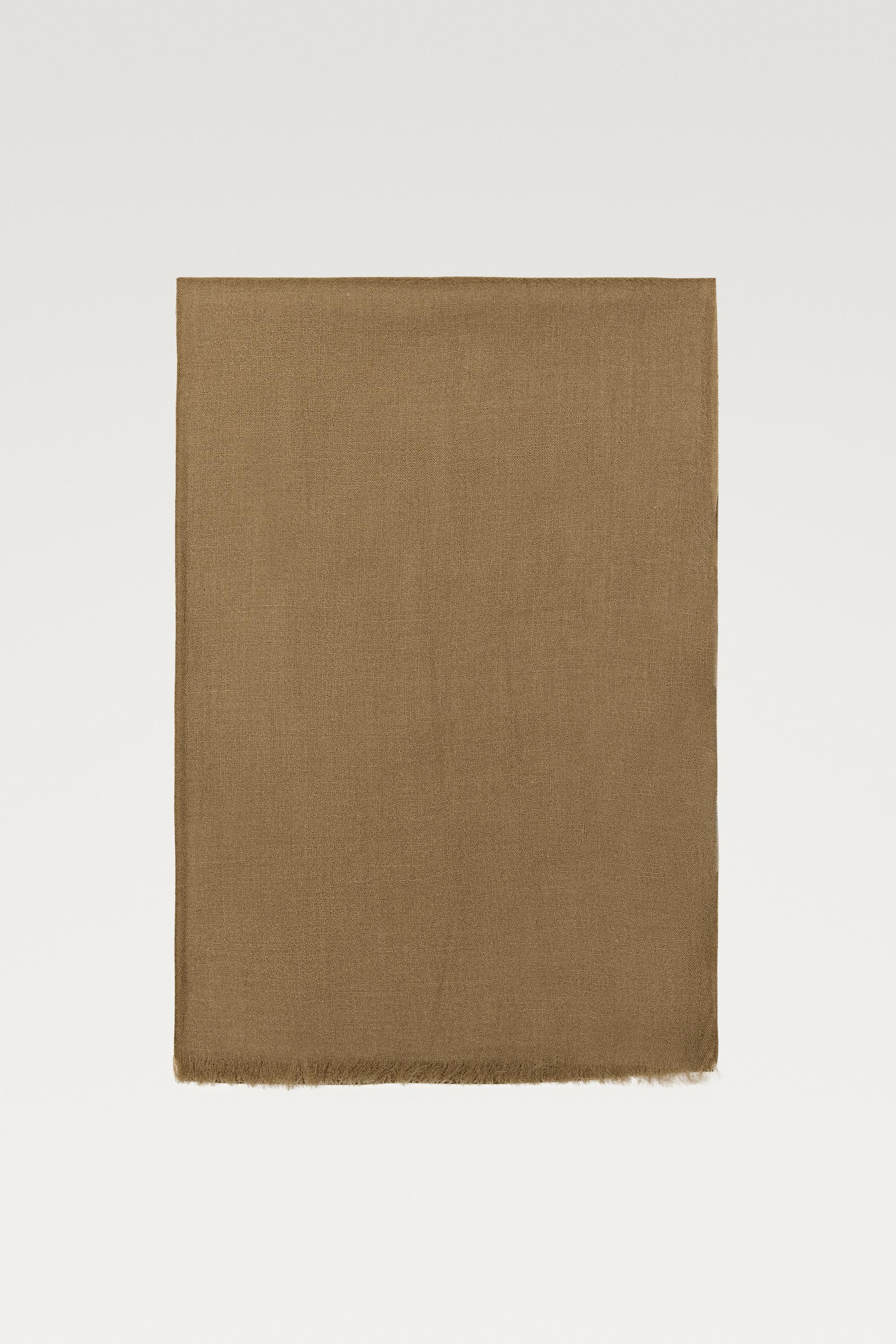 Lightweight 100% wool scarf — TOFFEE