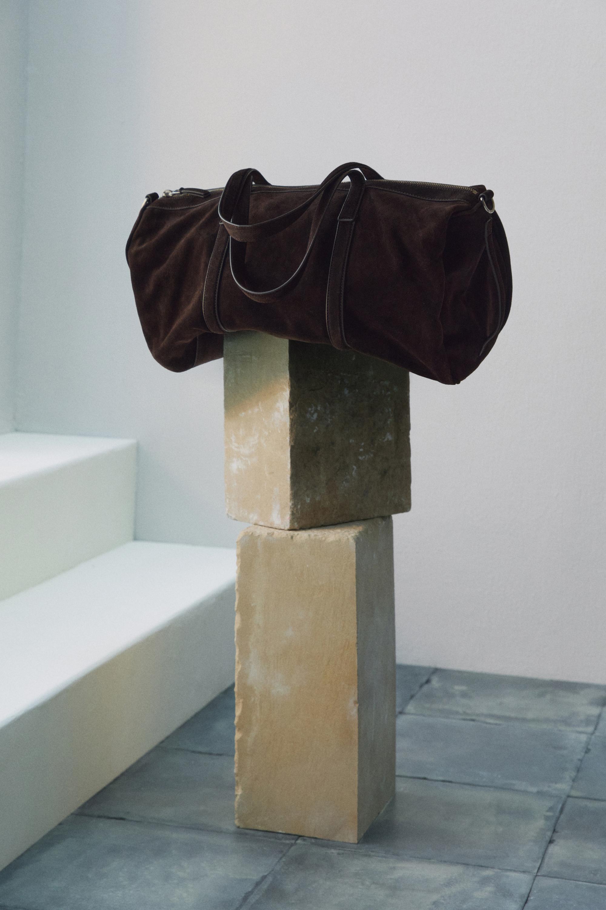 Suede leather travel bag — BROWN