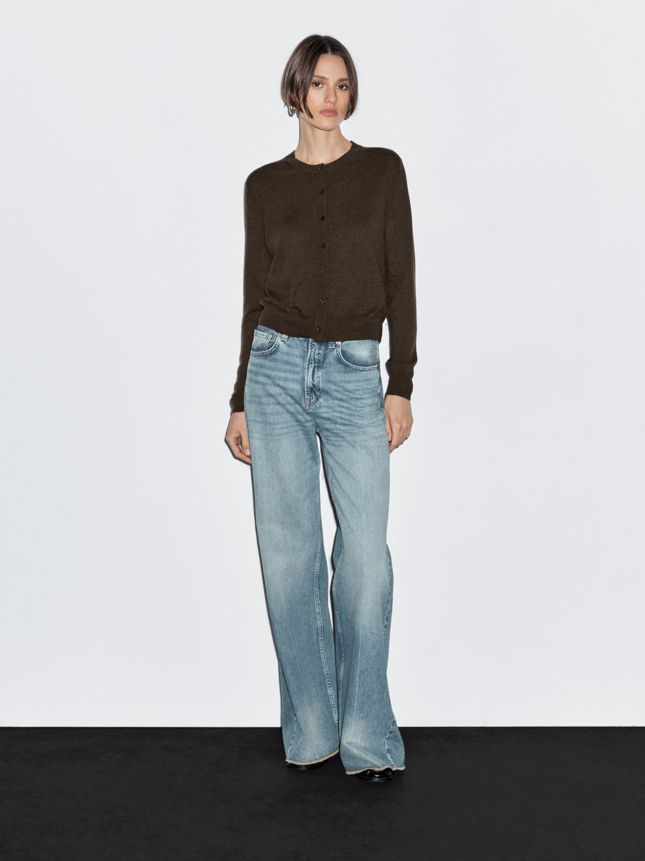 Cardigan de malha de decote redondo com fazenda