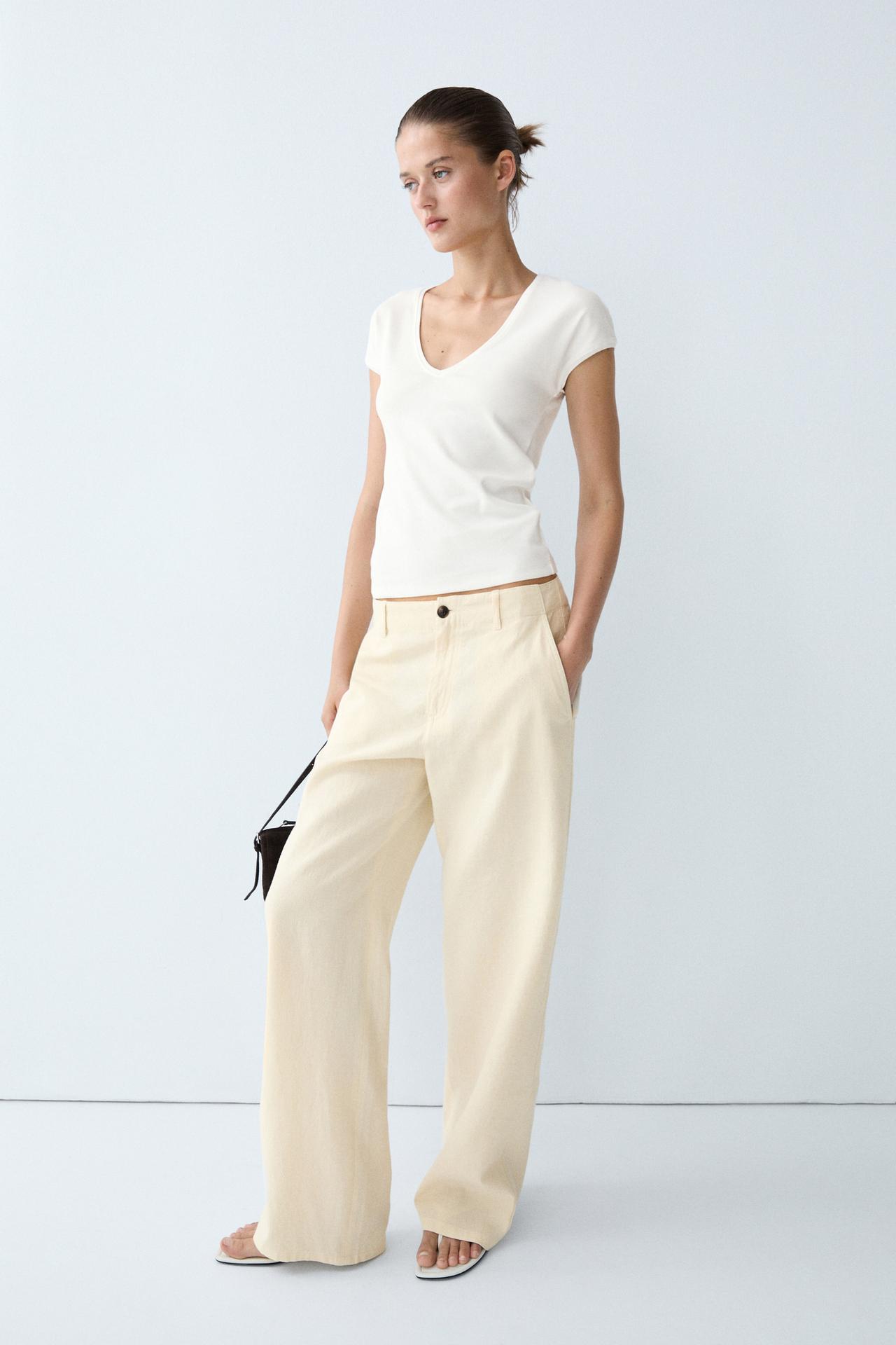 V-neck T-shirt — Off white