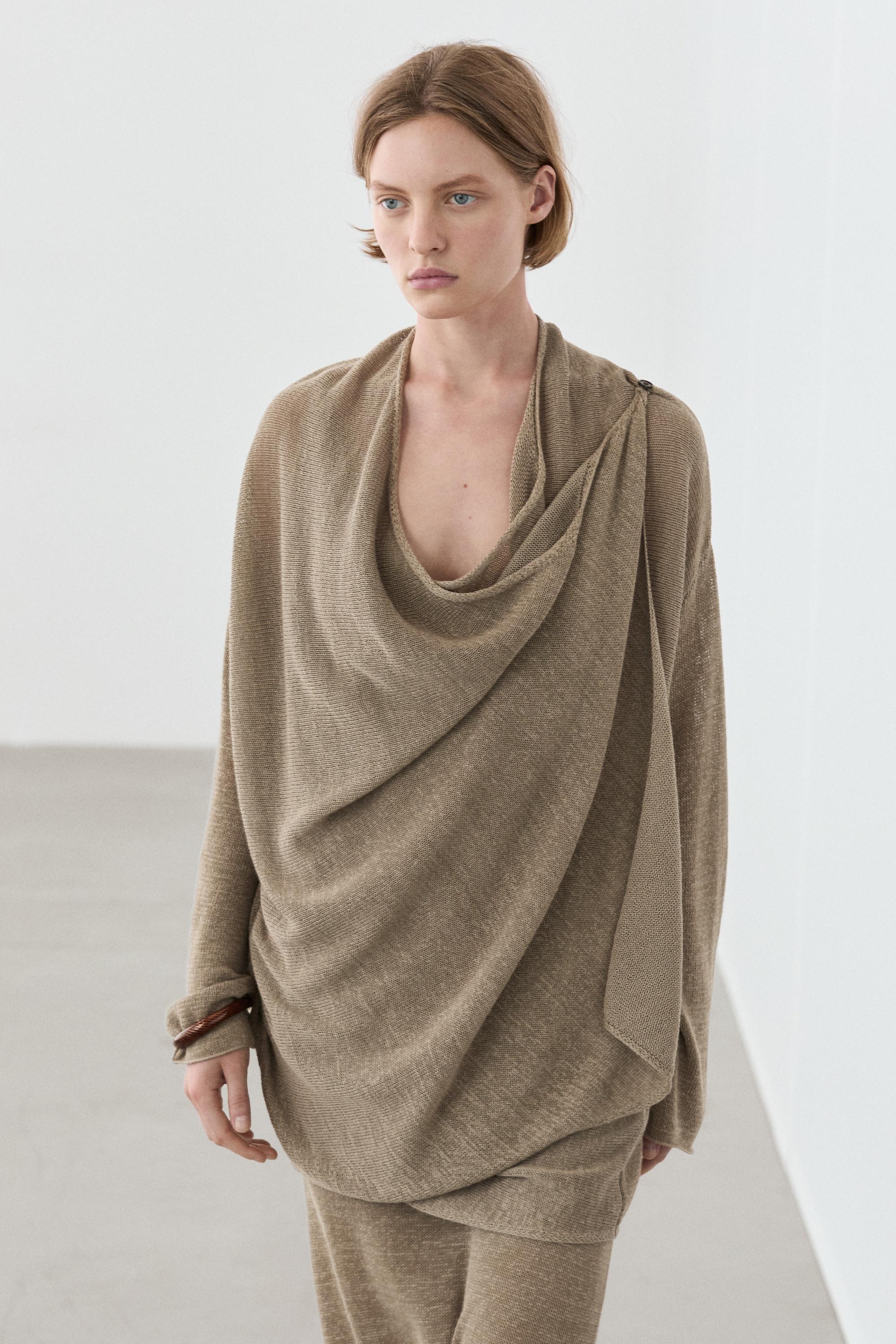 Total look draped knit cape cardigan — SAND