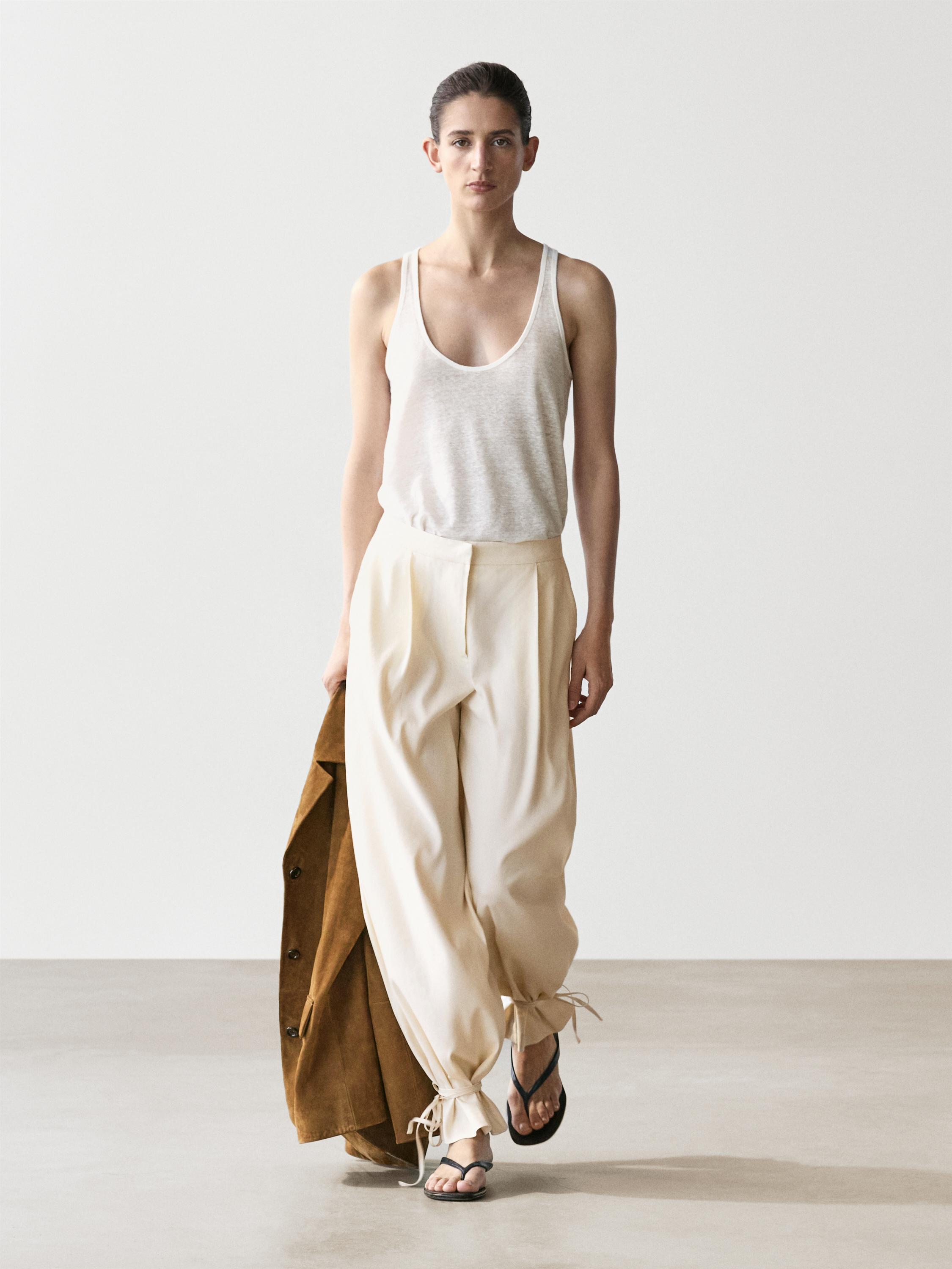 Flowing barrel fit trousers — CREAM