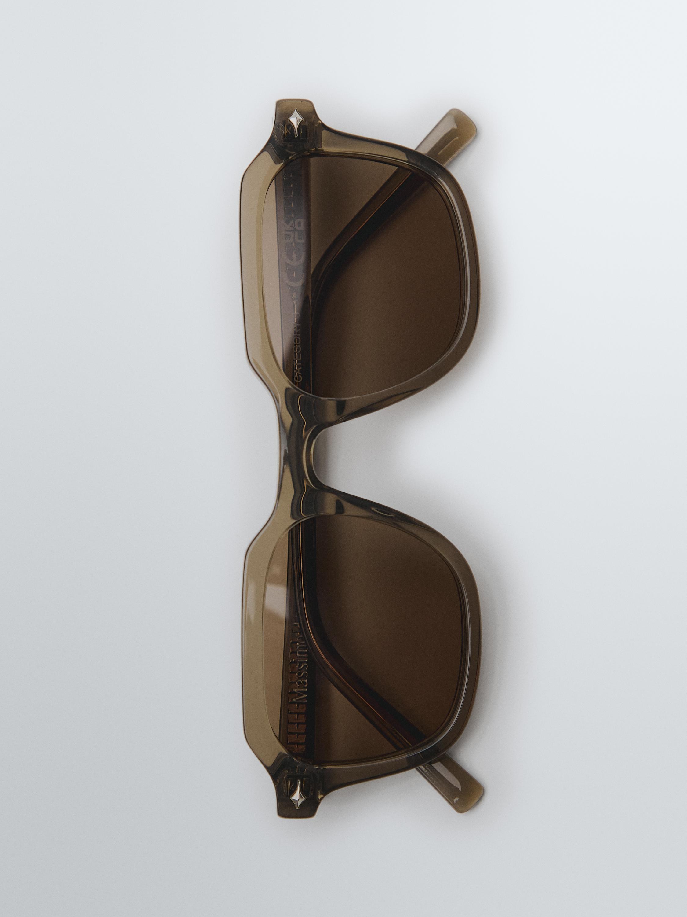 Square sunglasses — PALE GREEN