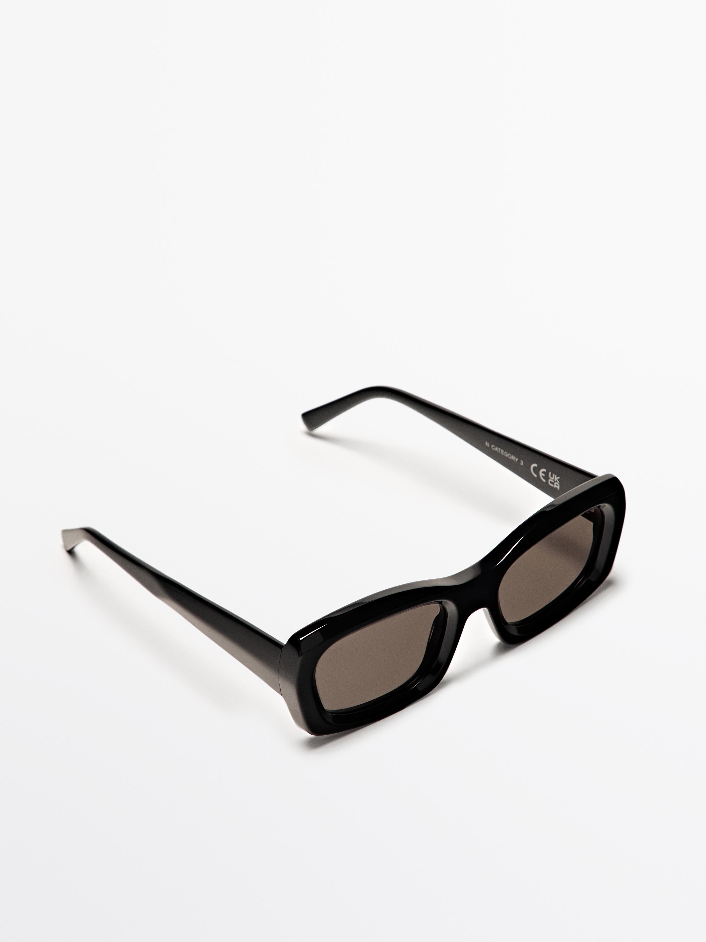 Rectangular sunglasses