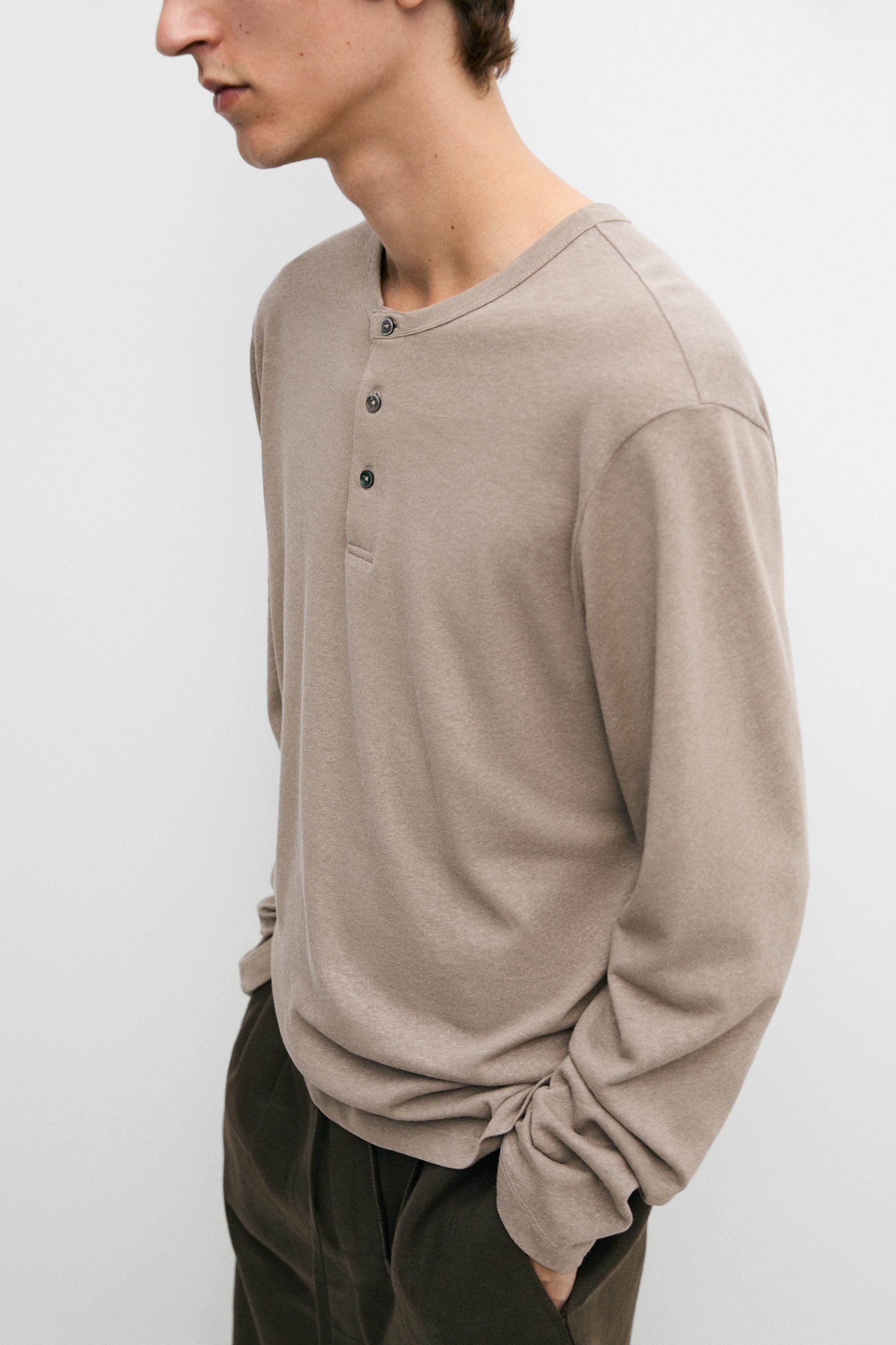 Long sleeve henley neck T-shirt — MOLE BROWN