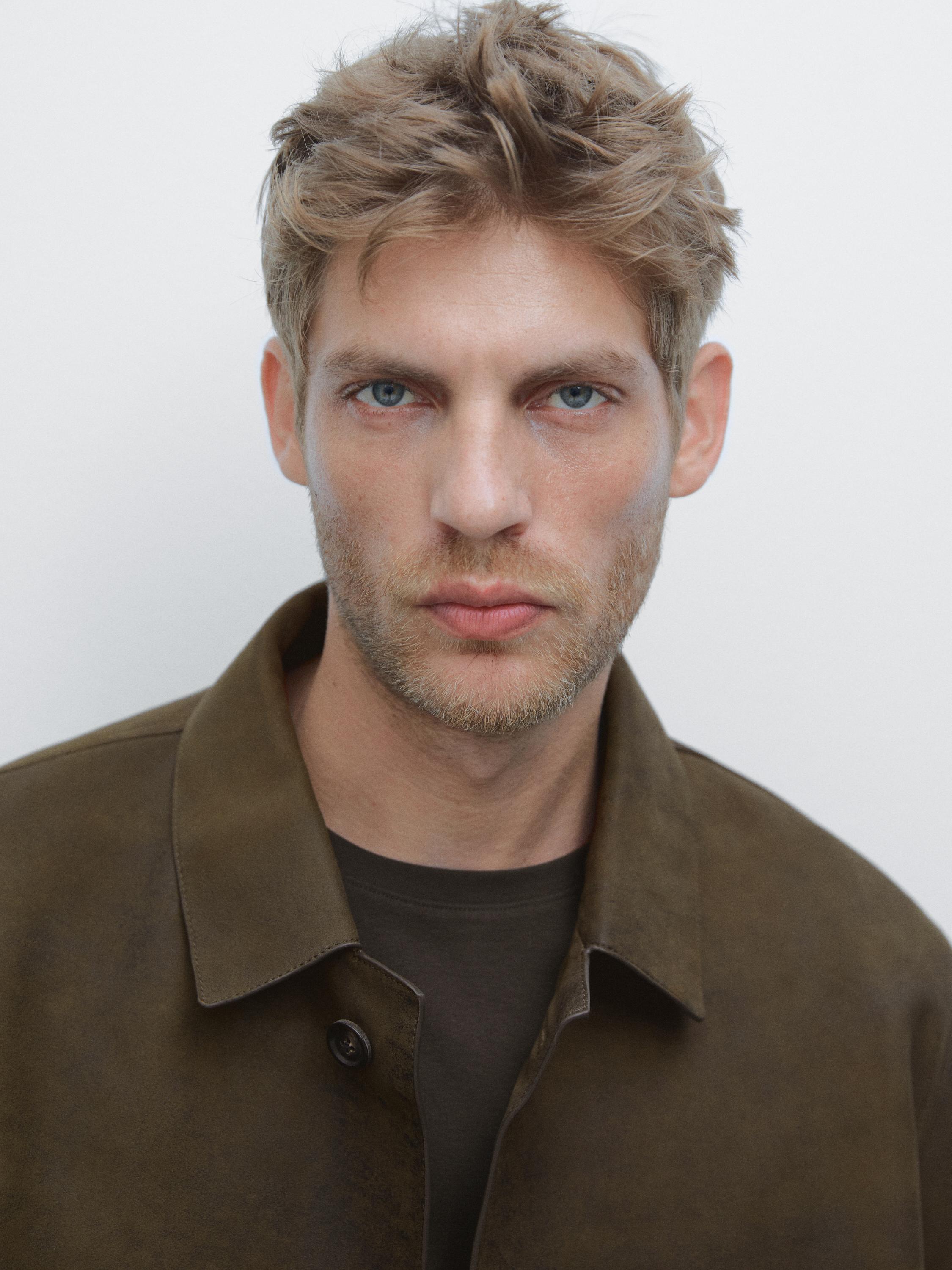 Τζάκετ από 100% δέρμα προβάτου με φθαρμένη όψη