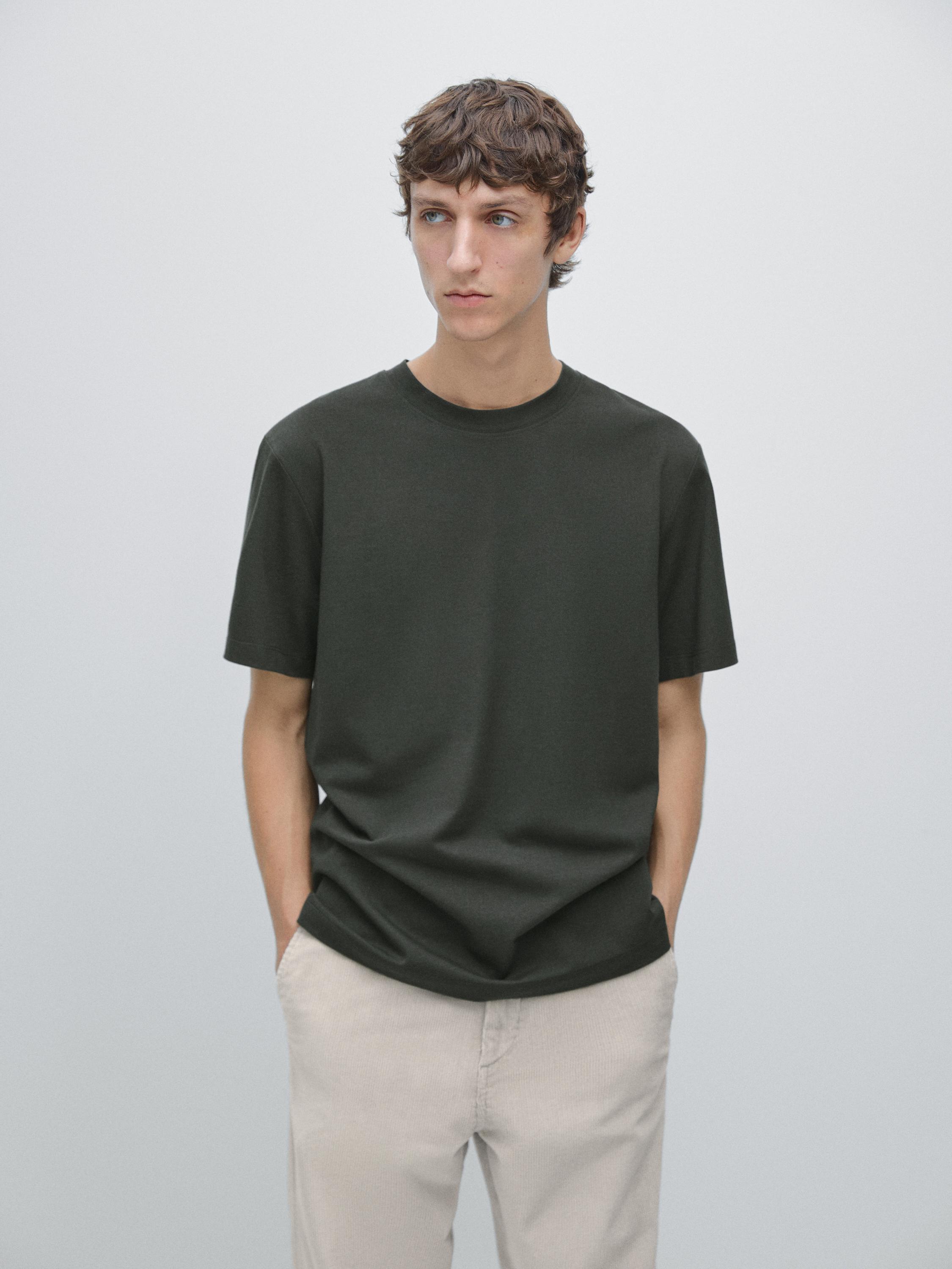 Short sleeve cotton blend T-shirt