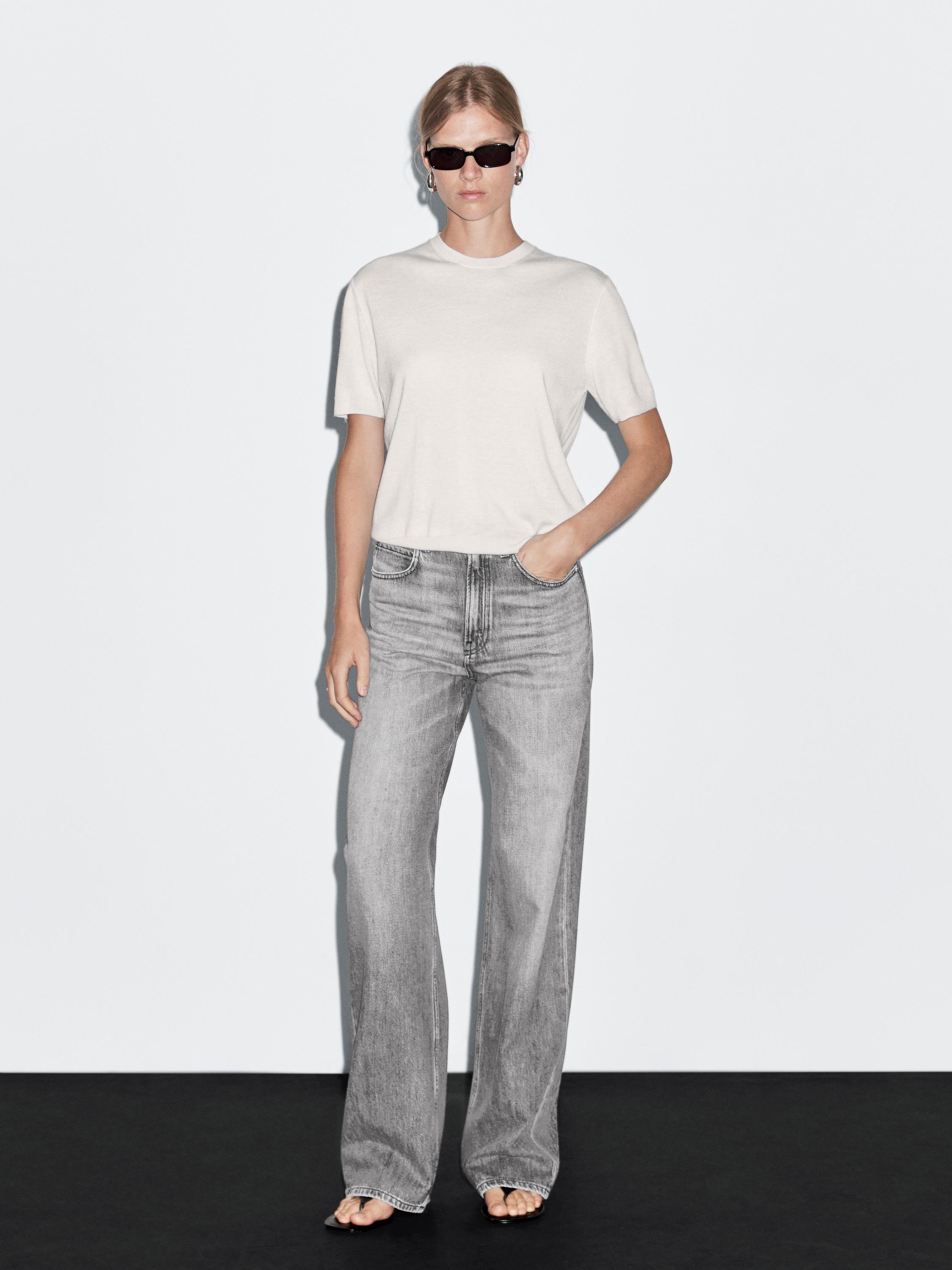 High-waist wide-leg jeans