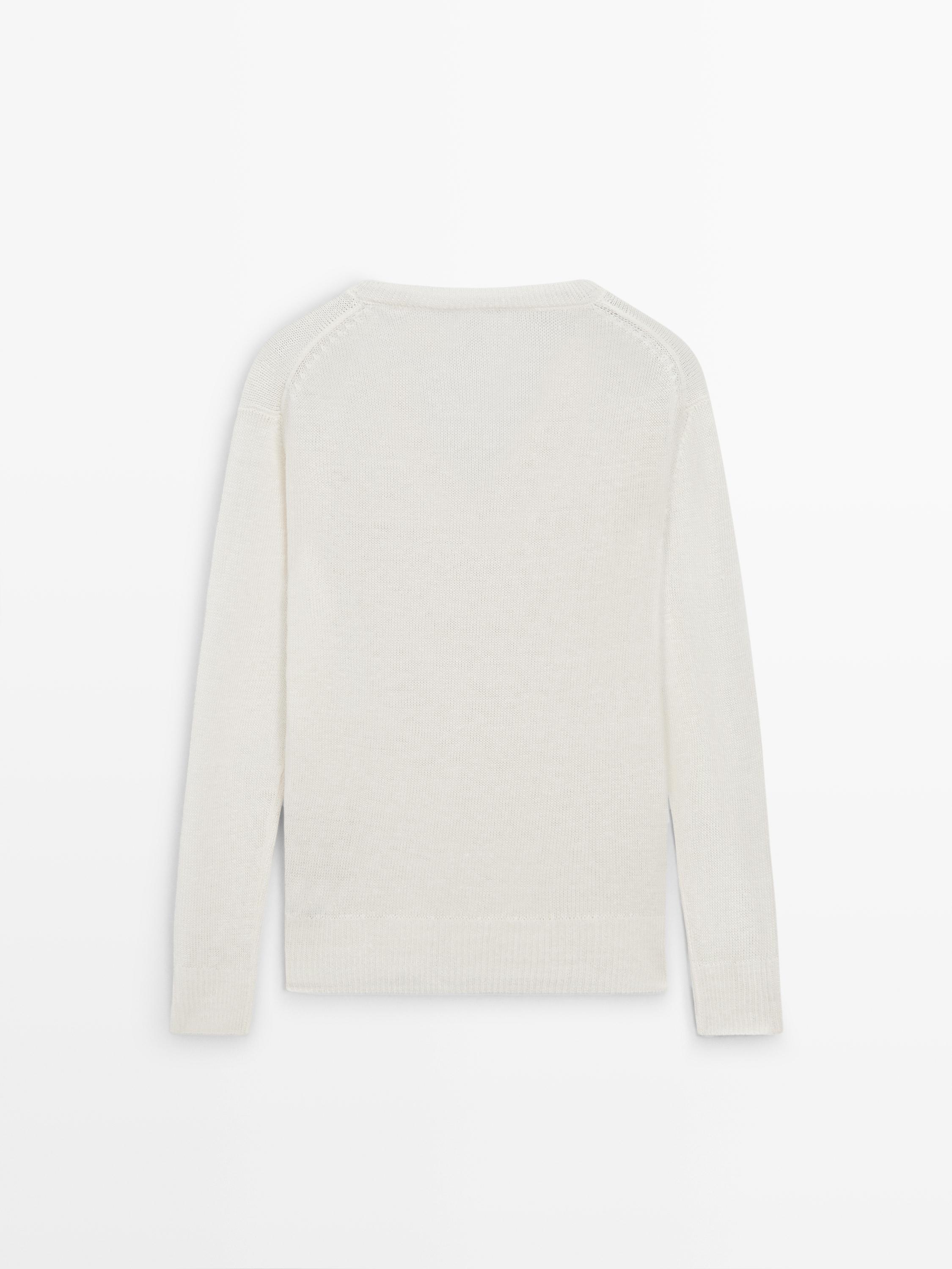 Linen V-neck knit sweater