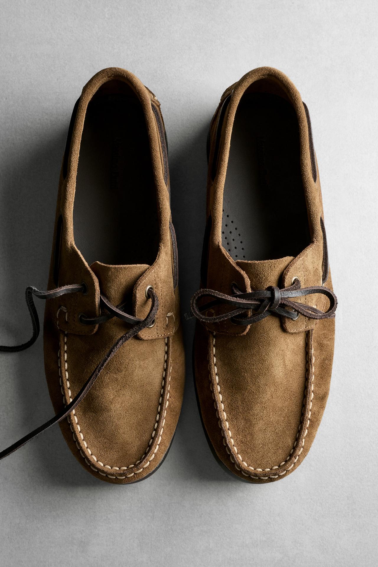Leather boat shoe — BROWN